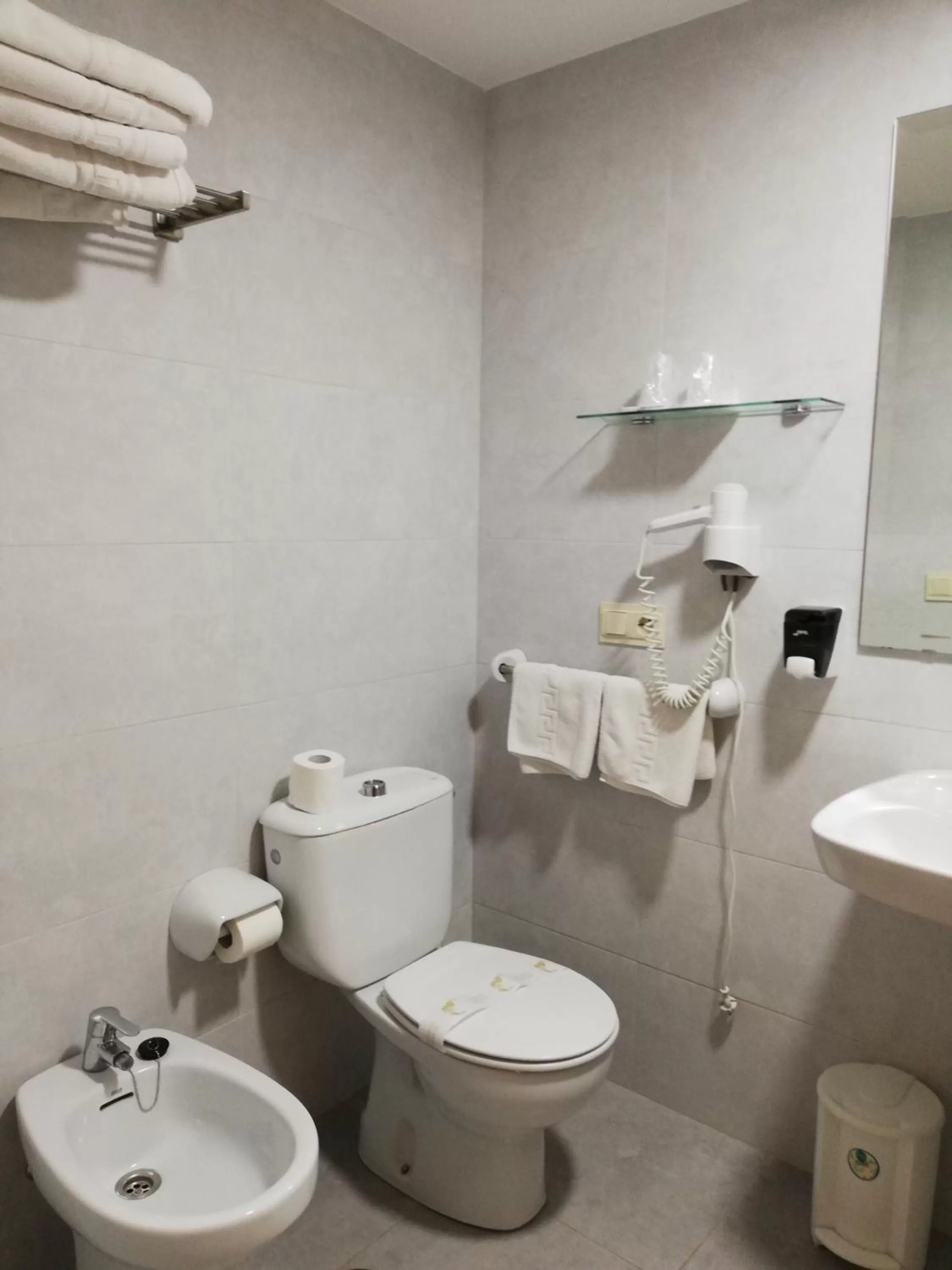 Bathroom in Labella María