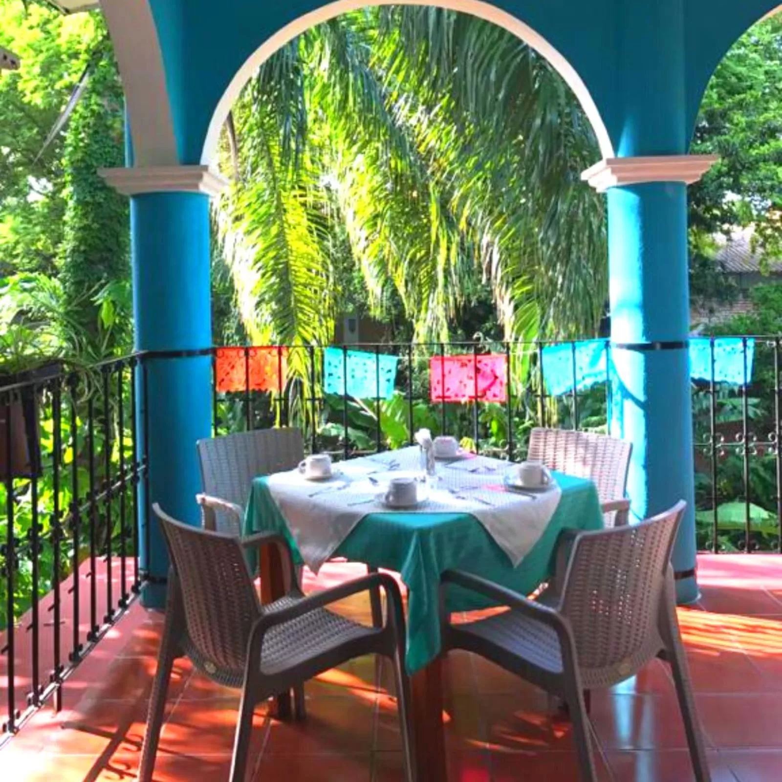 Restaurant/places to eat in Hotel La Ceiba