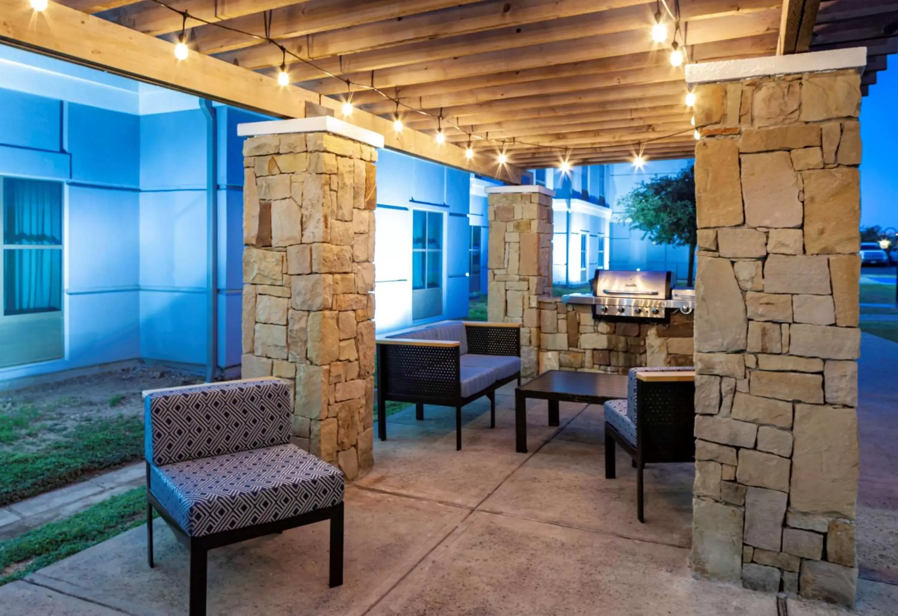 Property building, Seating Area in Homewood Suites by Hilton Austin/Round Rock