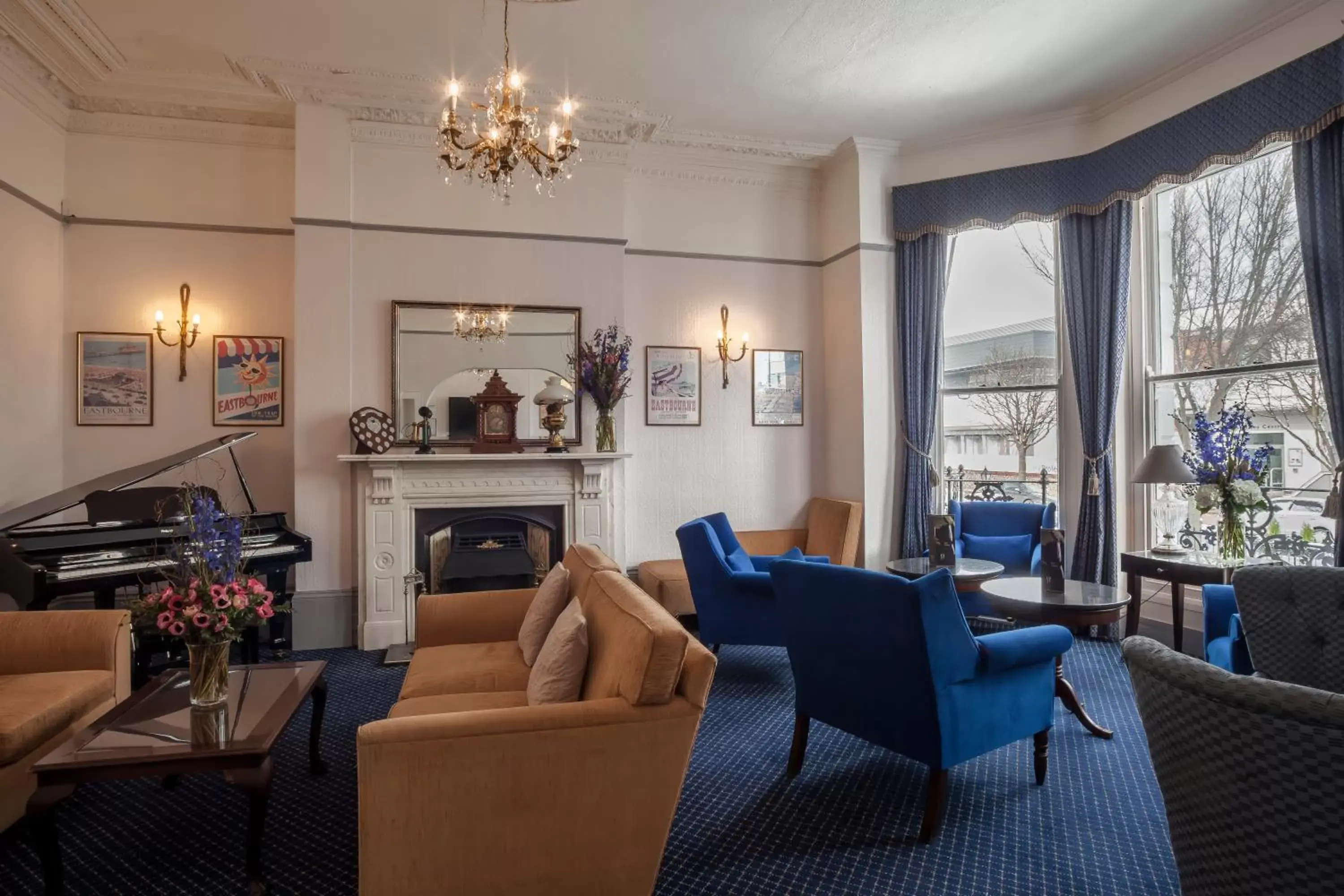 Lounge or bar in Devonshire Park Hotel Lounge or bar in Devonshire Park Hotel