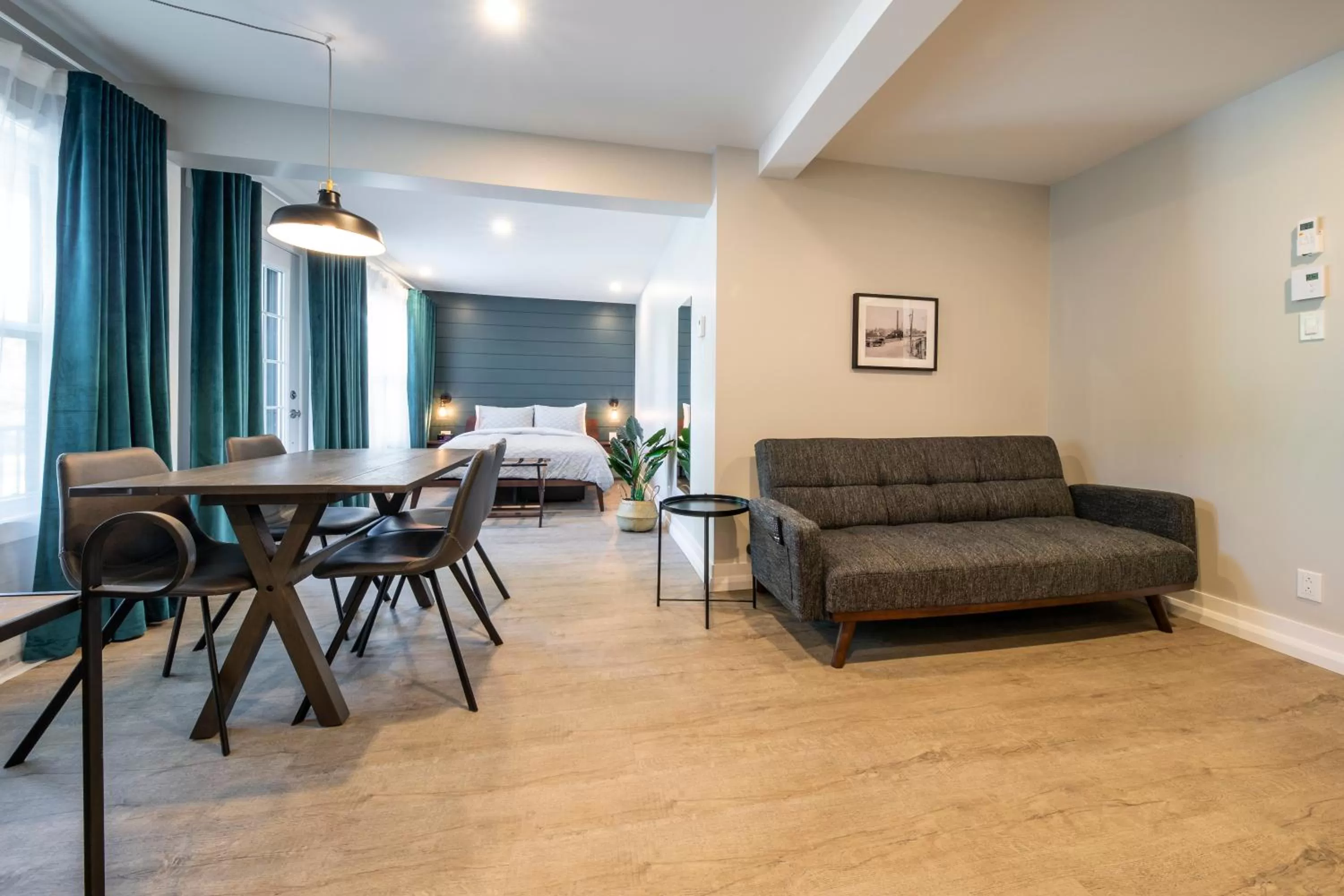 Square Victoria Maison Hôtelière