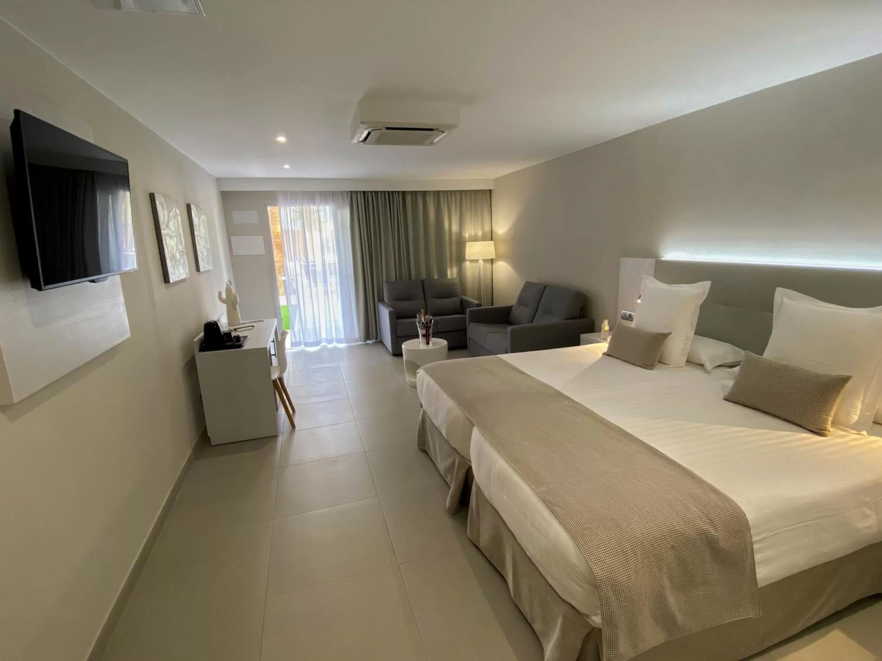 Bedroom, Bed in Sanom Beach Resort Only Adults