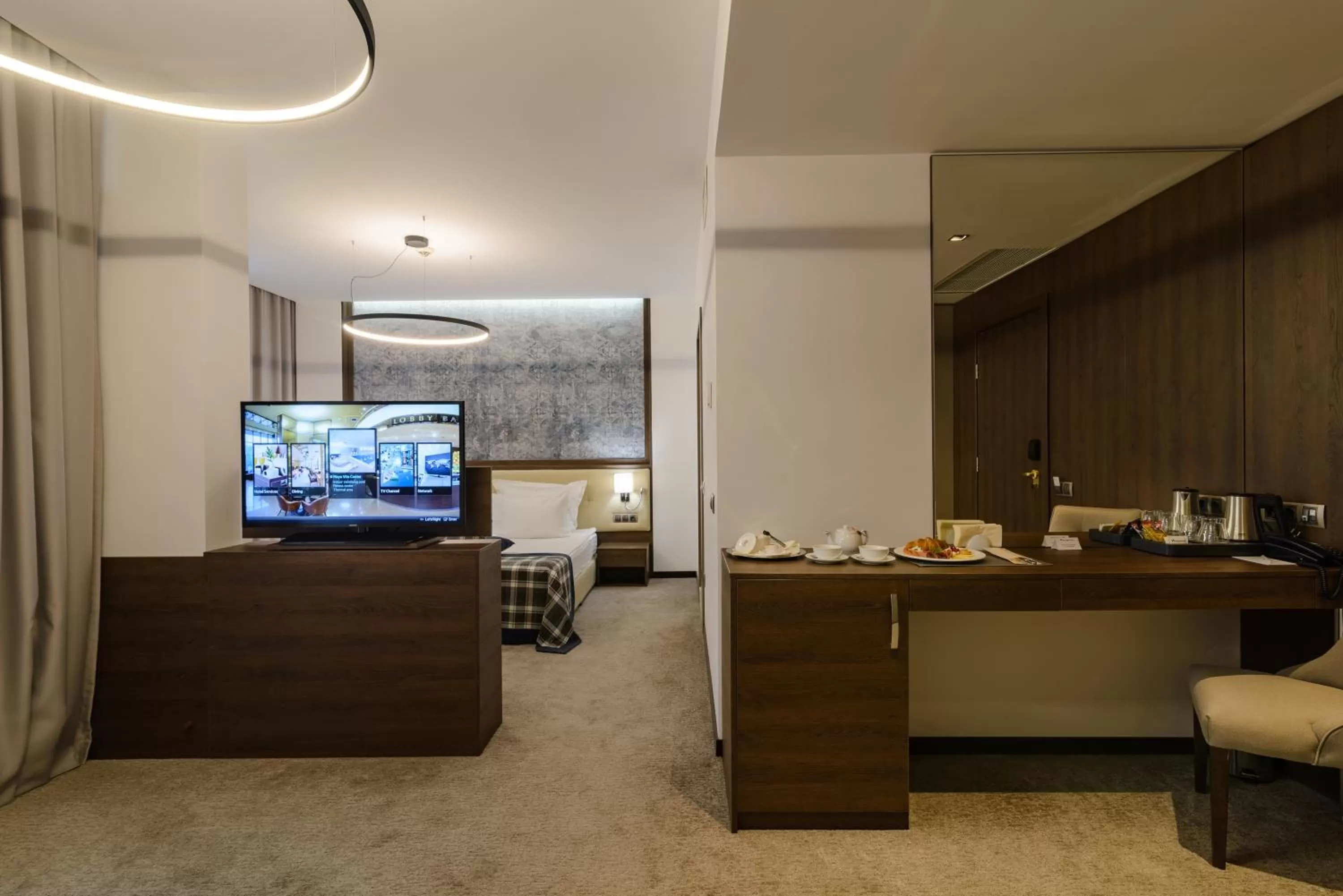 TV and multimedia in Rosslyn Dimyat Hotel Varna