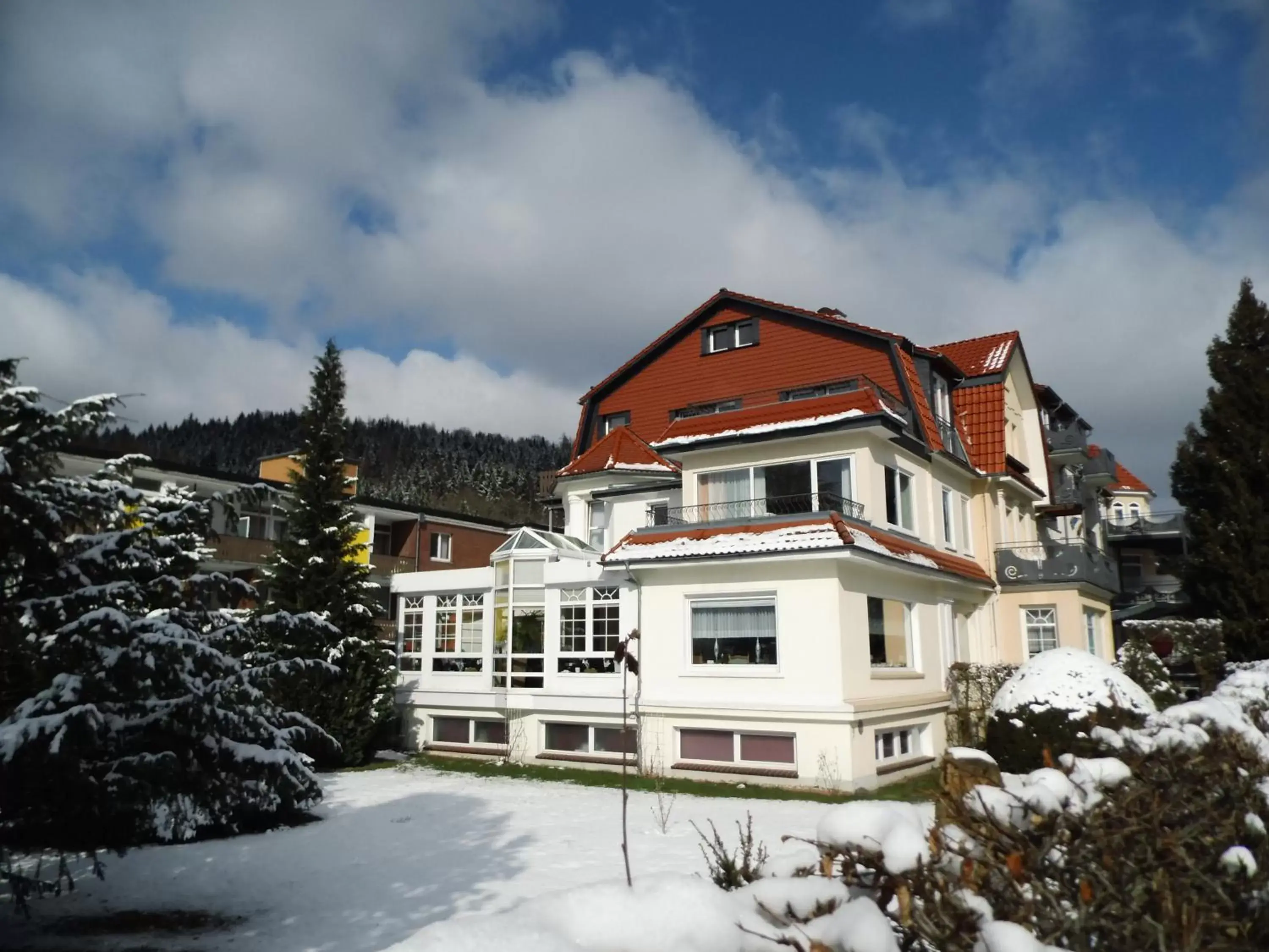 Property building, Winter in Parkhotel Weber-Müller