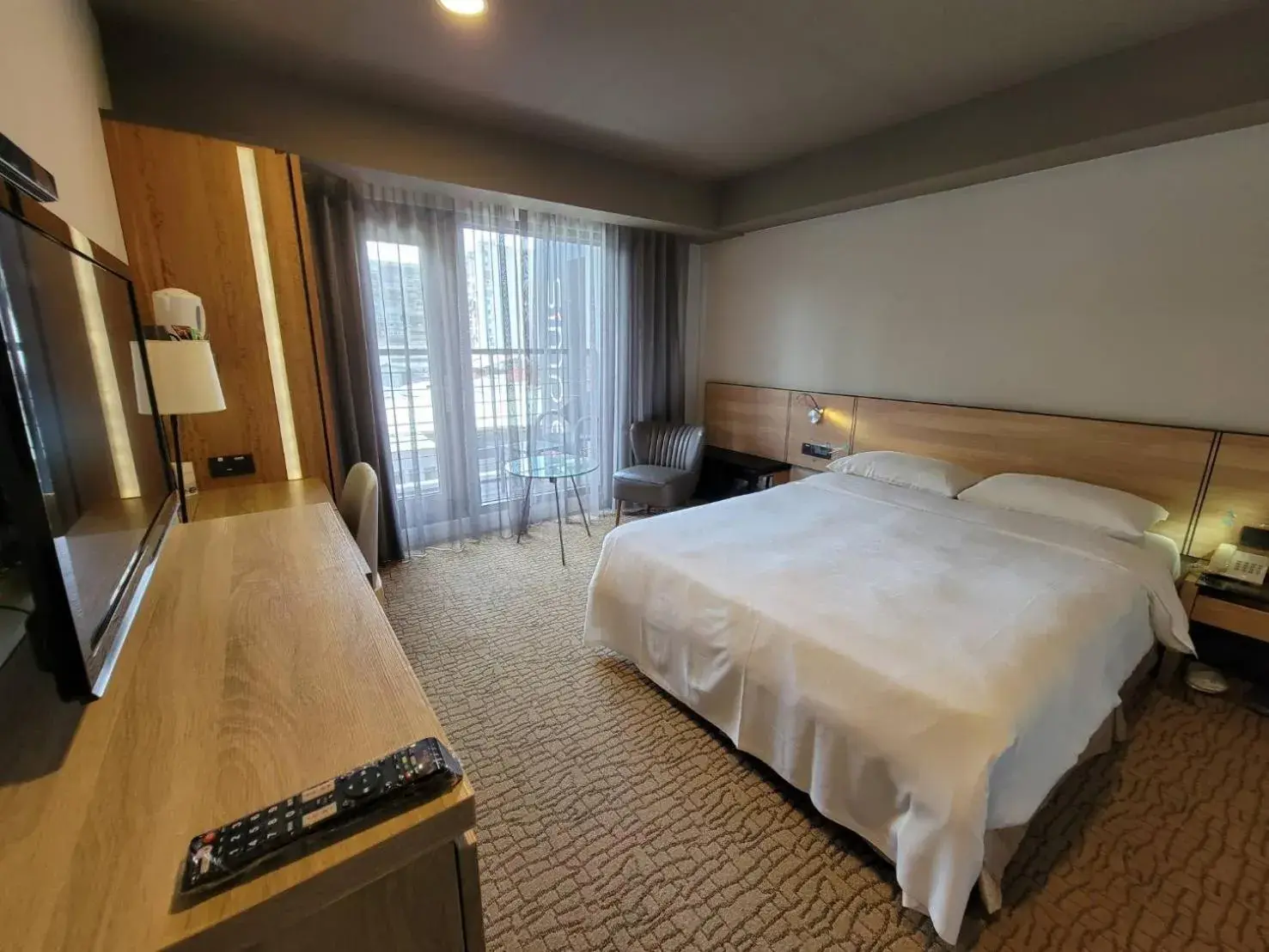 Photo of the whole room, Bed in Simple Hotel