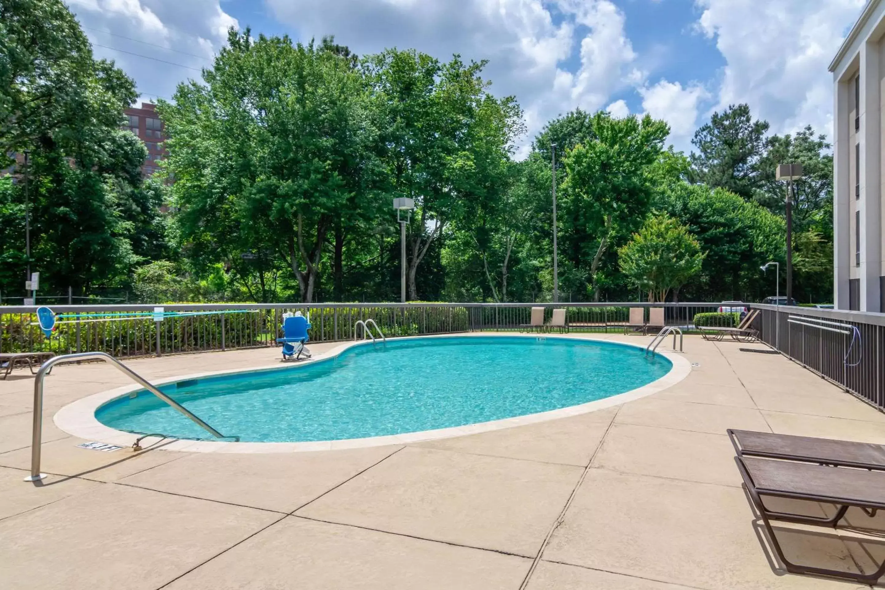 Activities, Swimming Pool in Comfort Inn Atlanta Airport