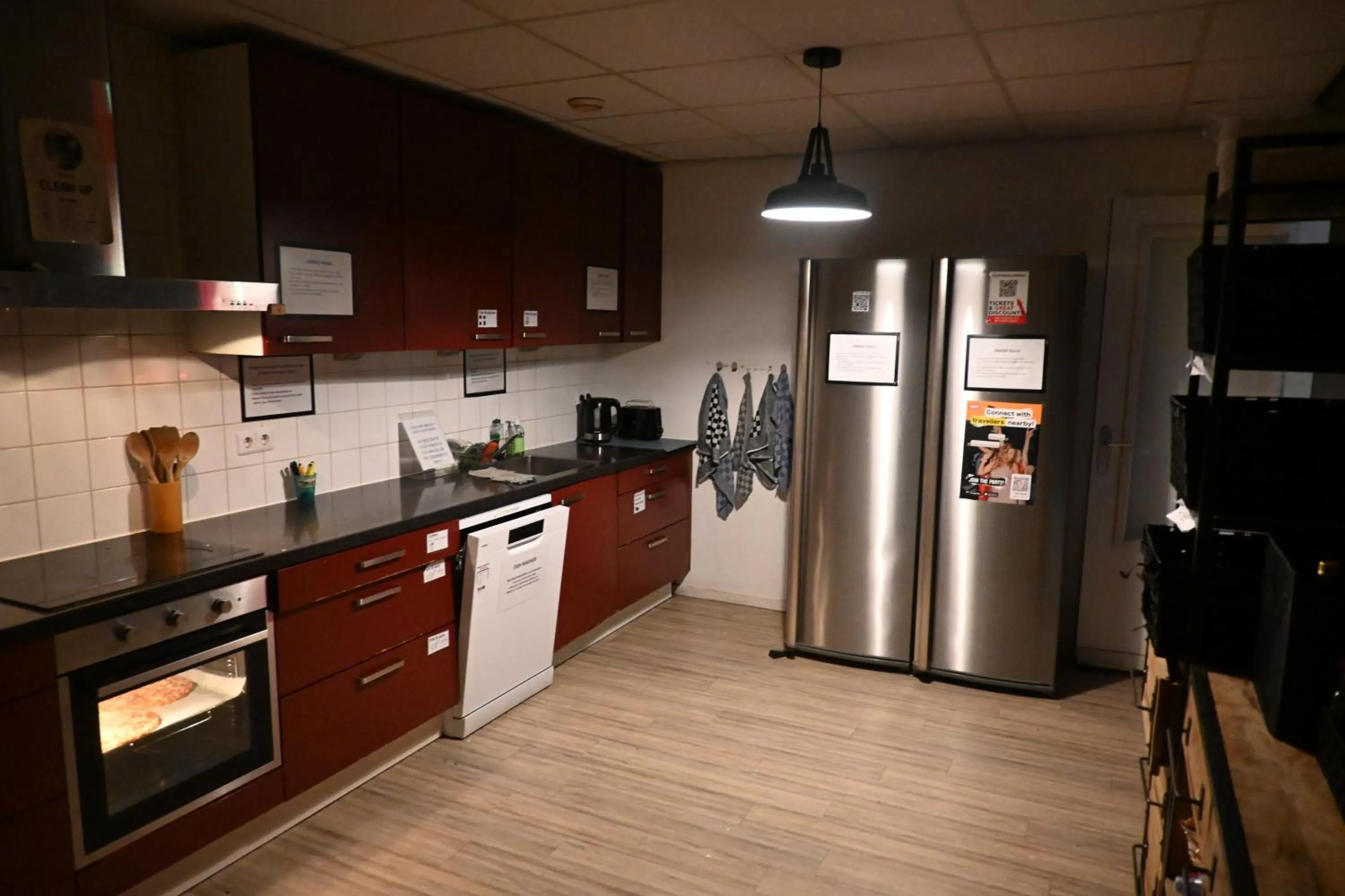 Kitchen or kitchenette in Dutchies Hostel