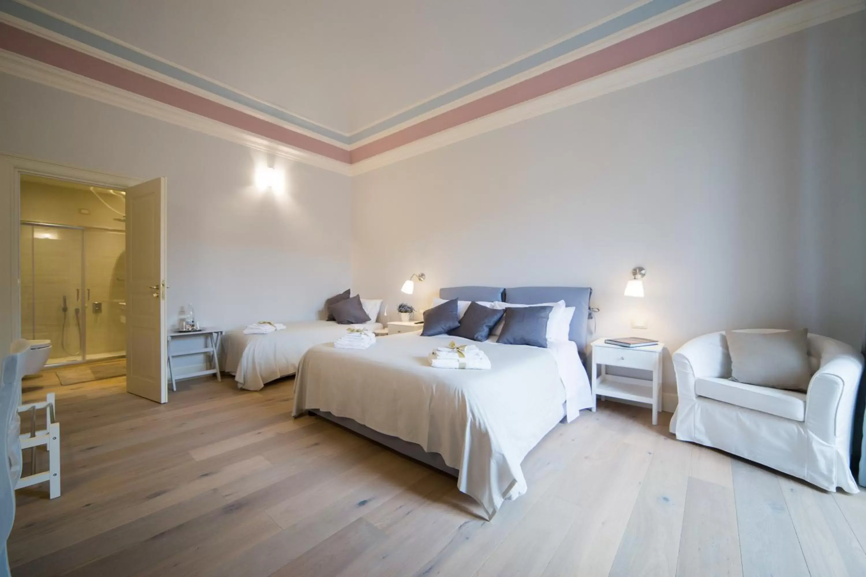 Photo of the whole room, Bed in Il Leone Blu