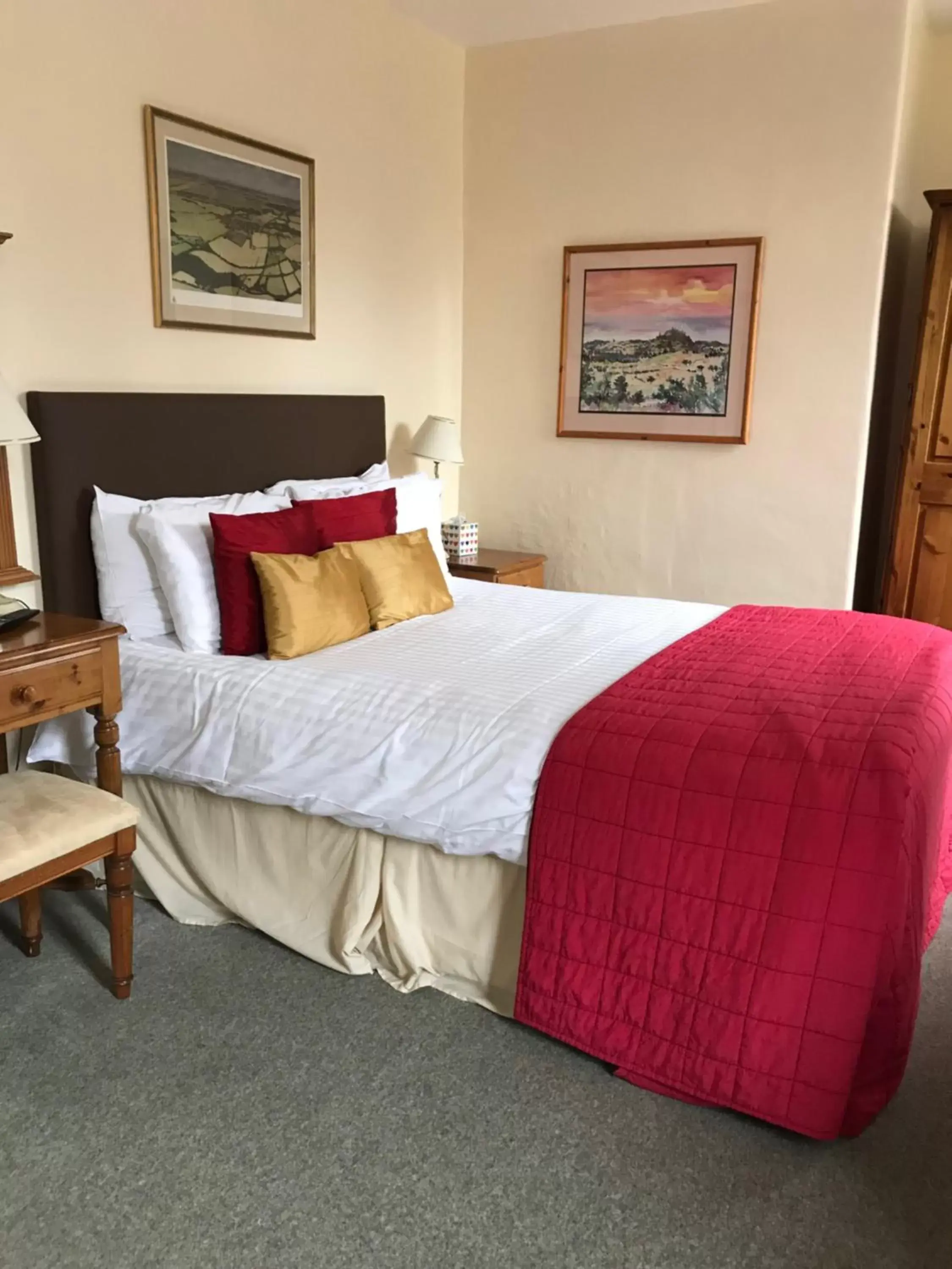 Bed in Stower Grange Hotel