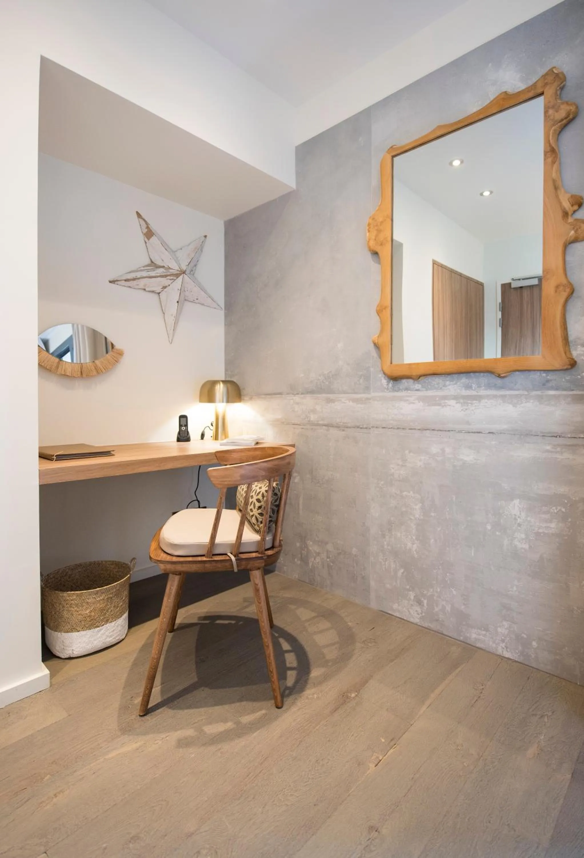 Seating area in L'Anderenis Boutique Hôtel