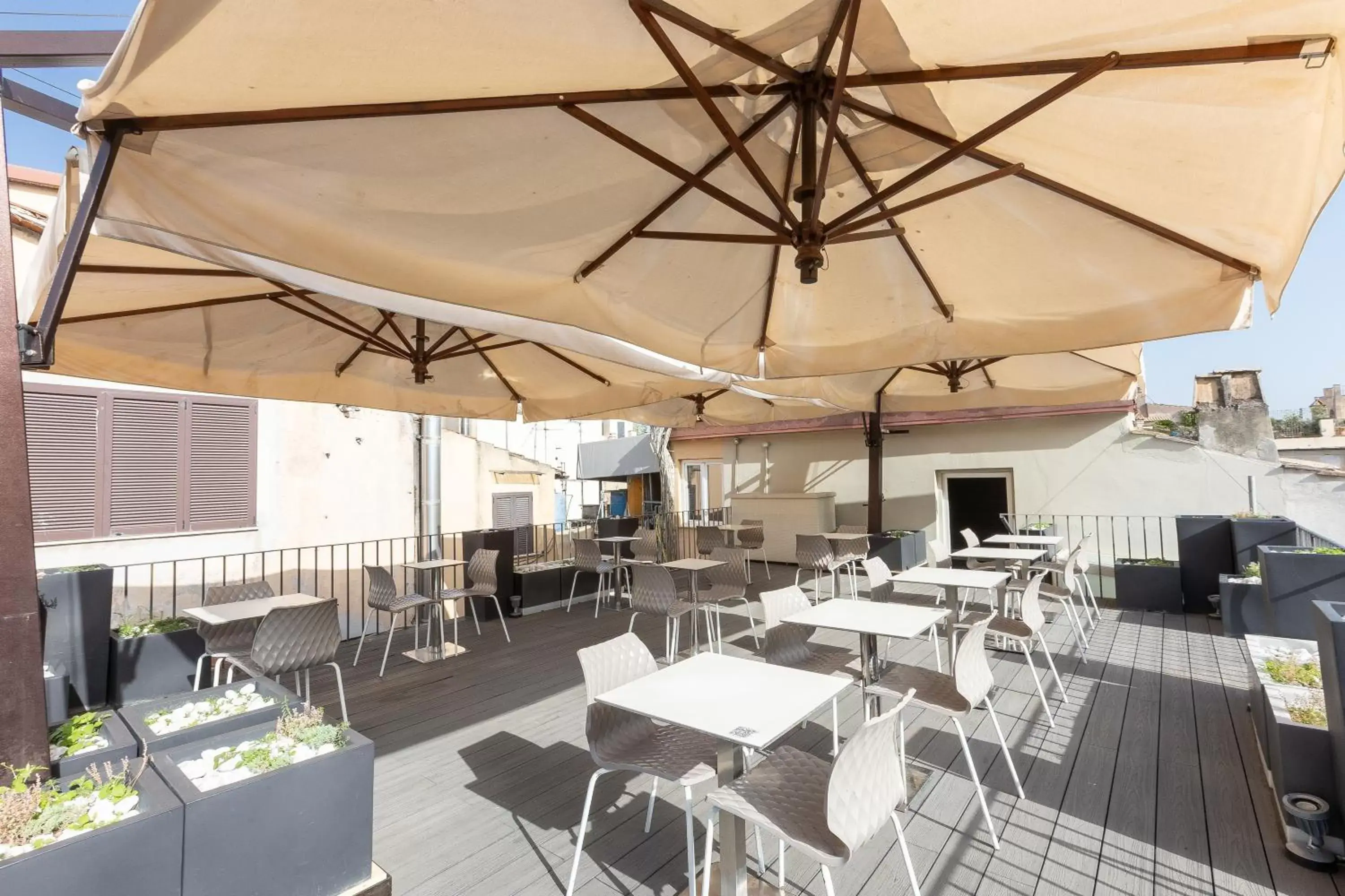 Balcony/Terrace, Restaurant/Places to Eat in Hotel Castellino Roma