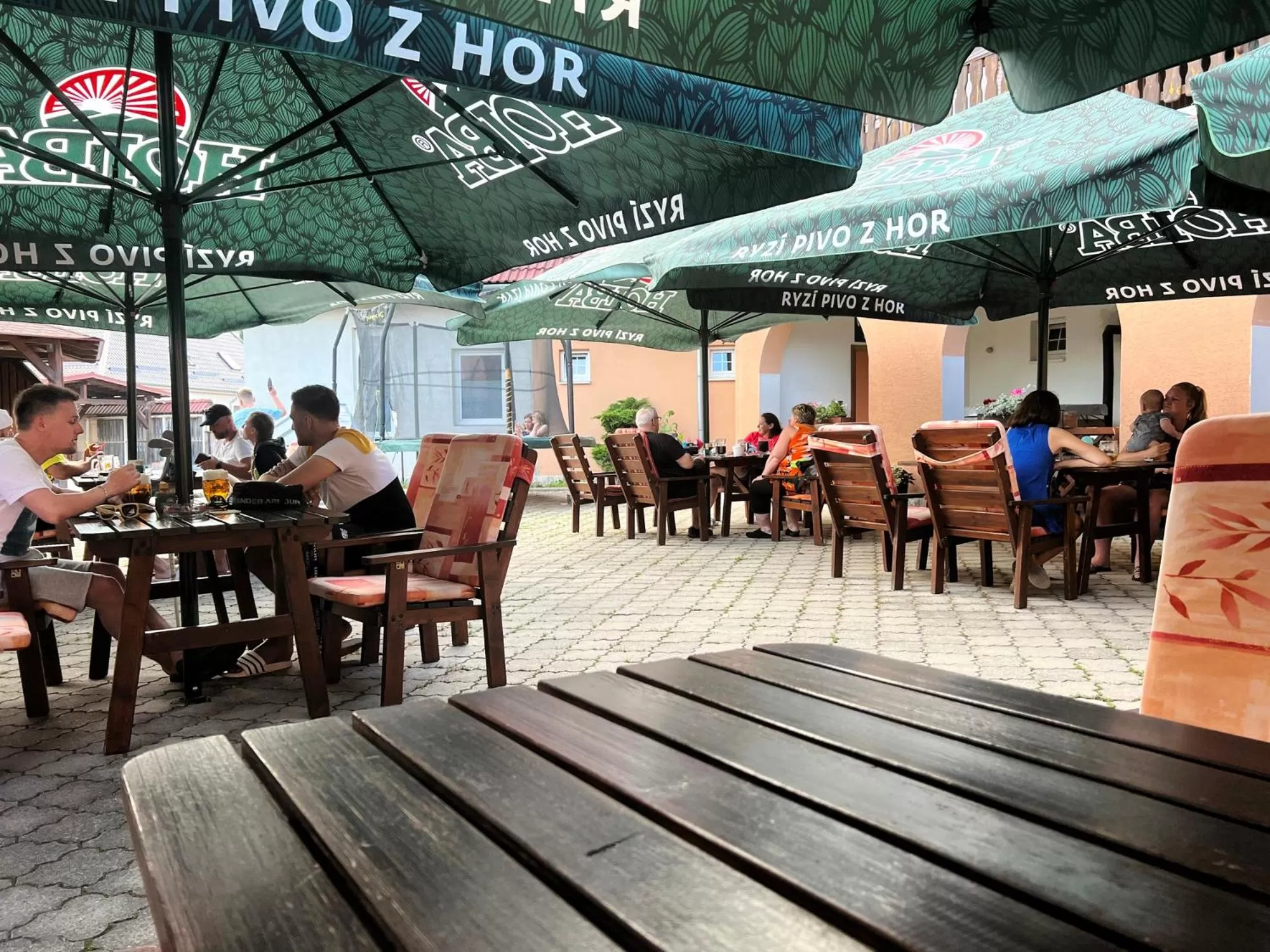 Restaurant/places to eat in Hotel Aldo