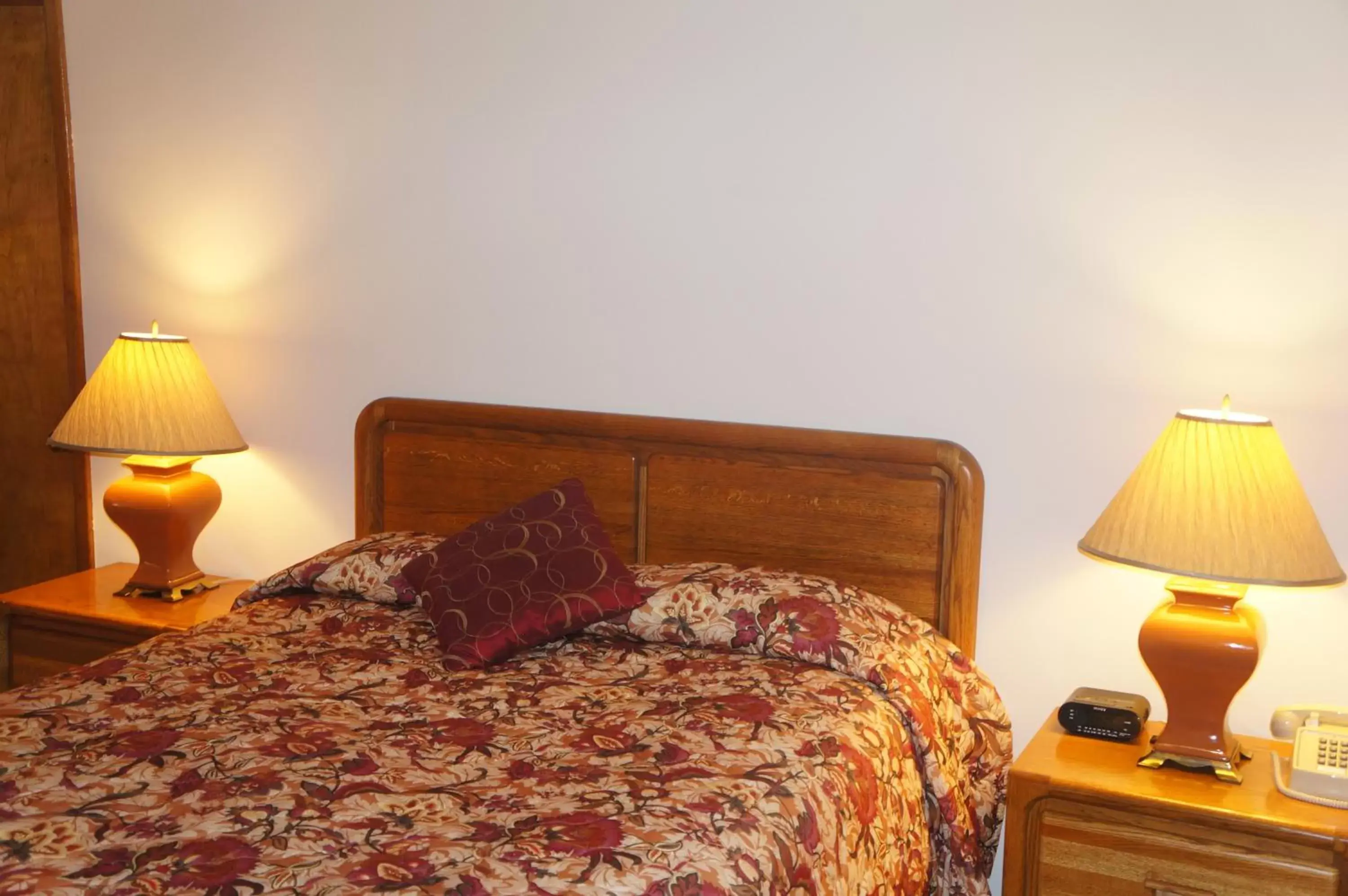 Bedroom, Bed in Greenbrier Inn Killington