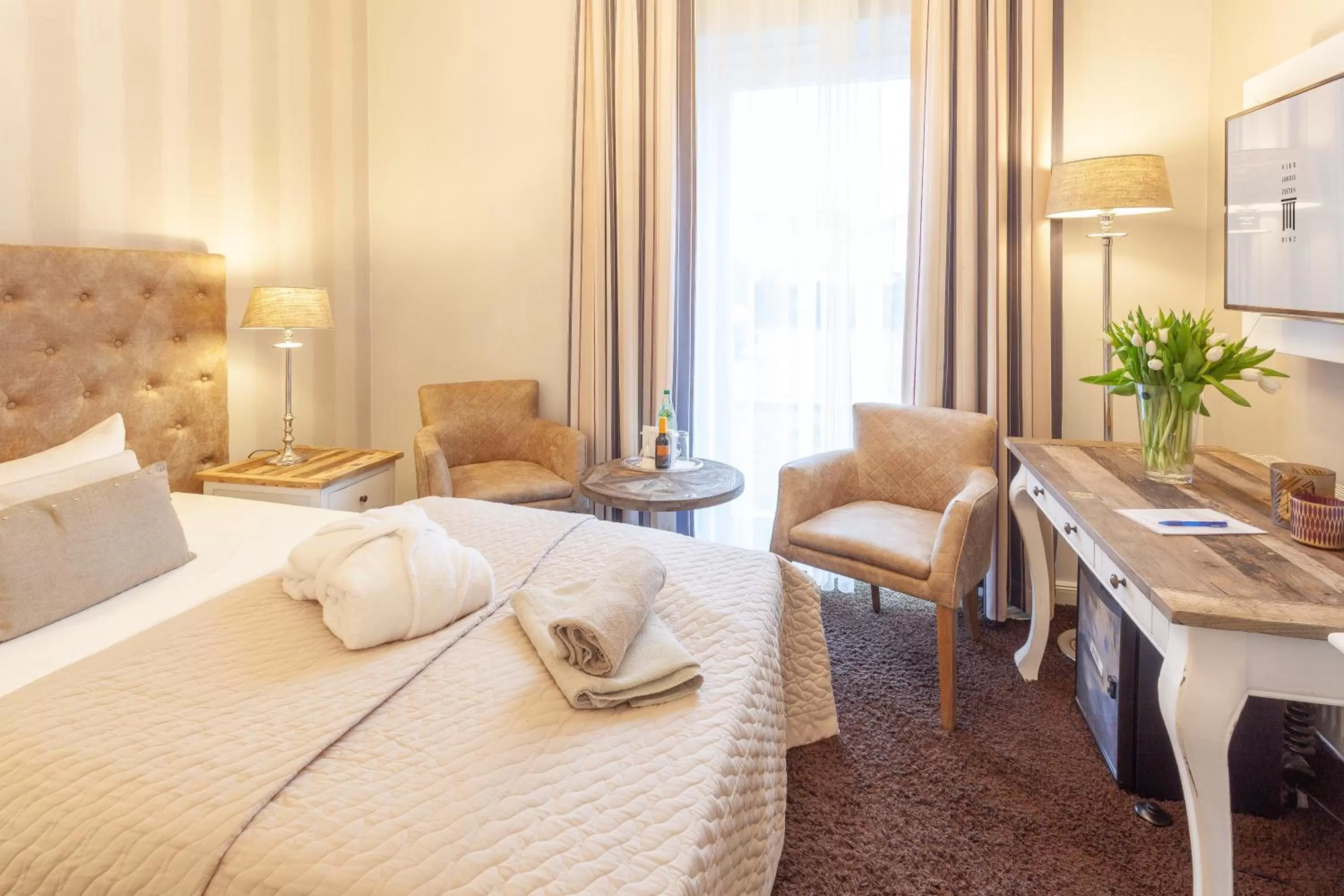 TV and multimedia, Bed in Hotel Vier Jahreszeiten Binz