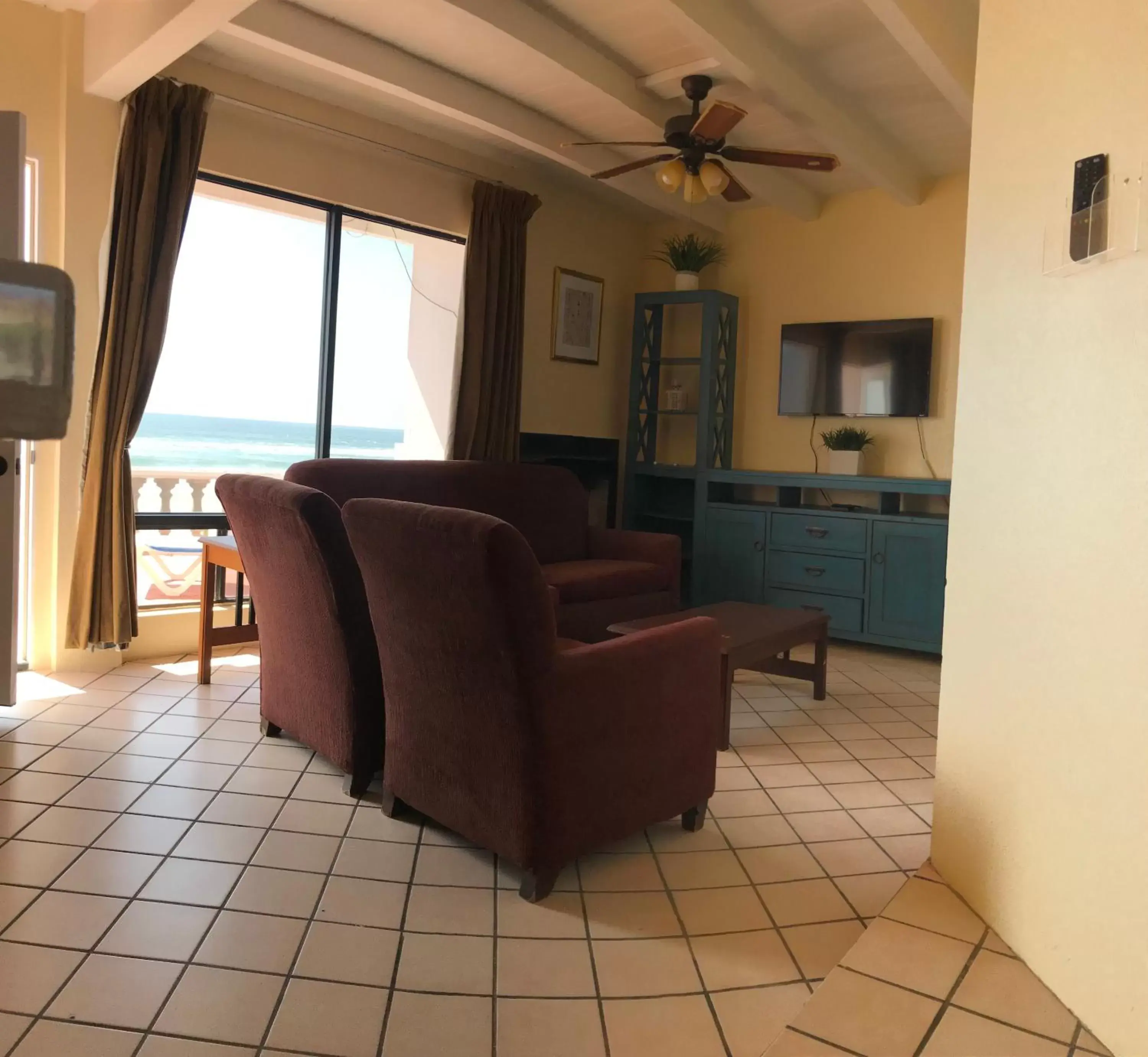 Living room, Seating Area in Quinta Pacifica Beachfront Villas