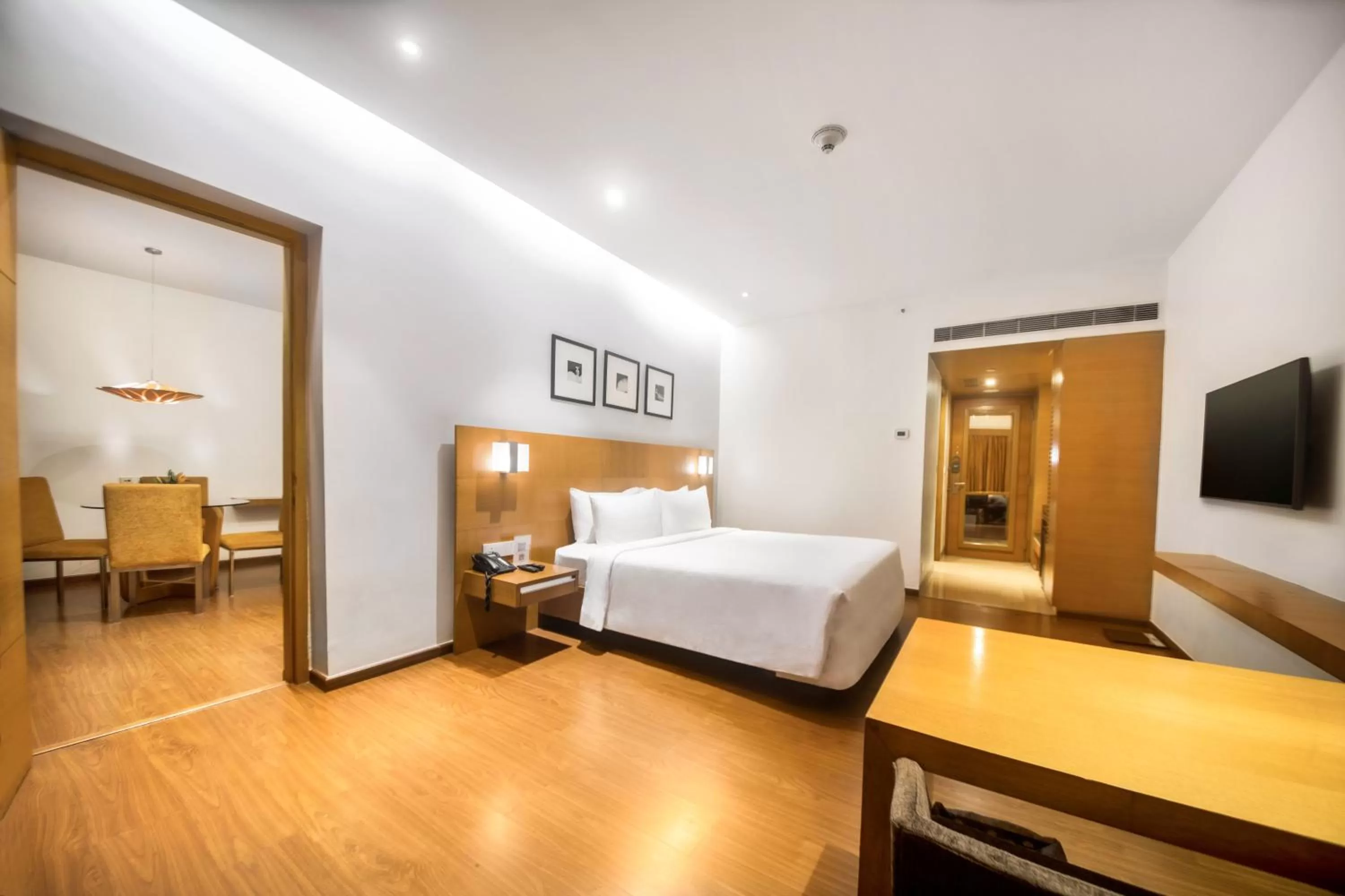 Bed in Marigold Hotel