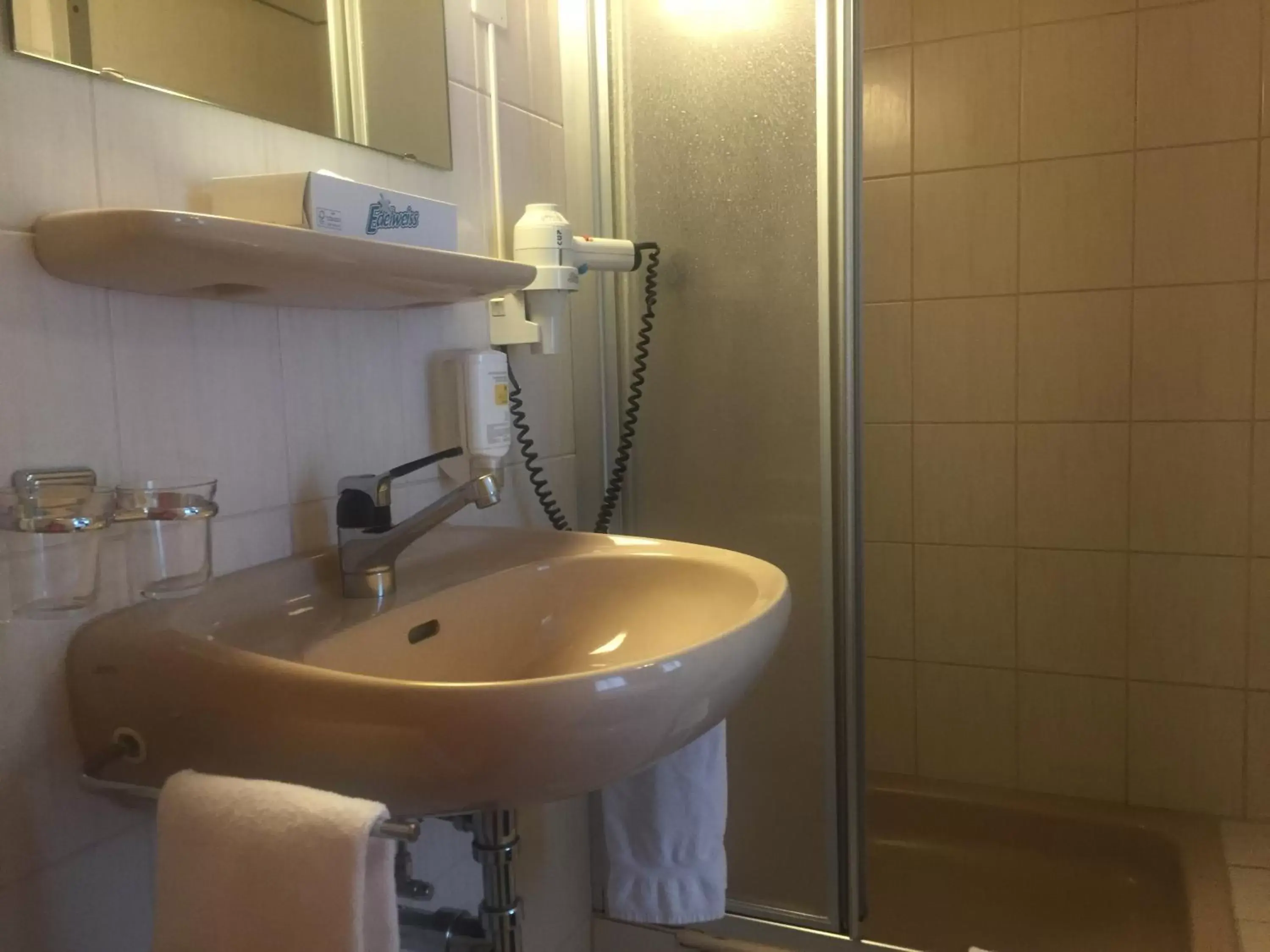 Bathroom in Hotel Alpina Luzern
