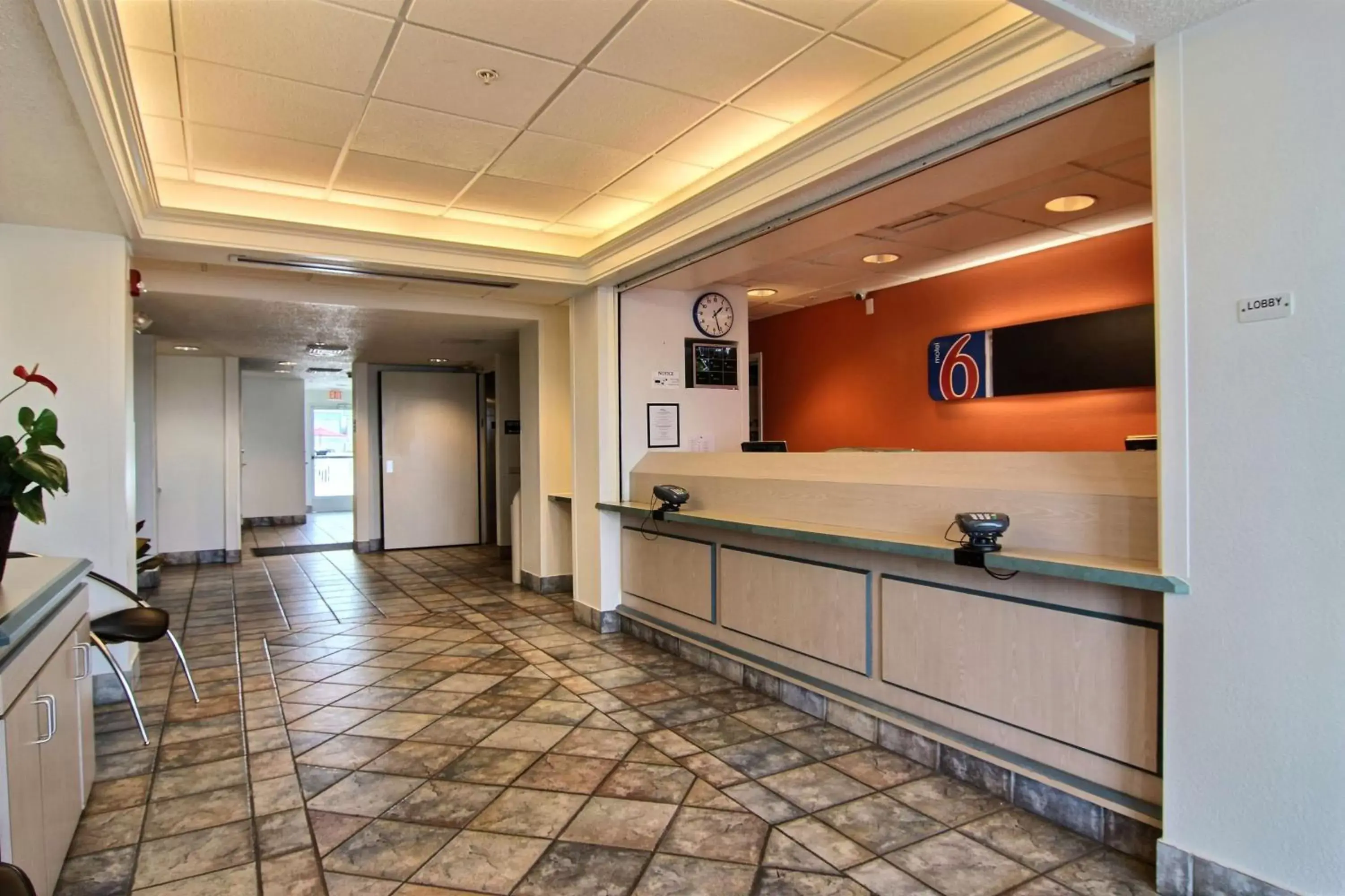 Lobby or reception, Lobby/Reception in Motel 6-Albuquerque, NM - North