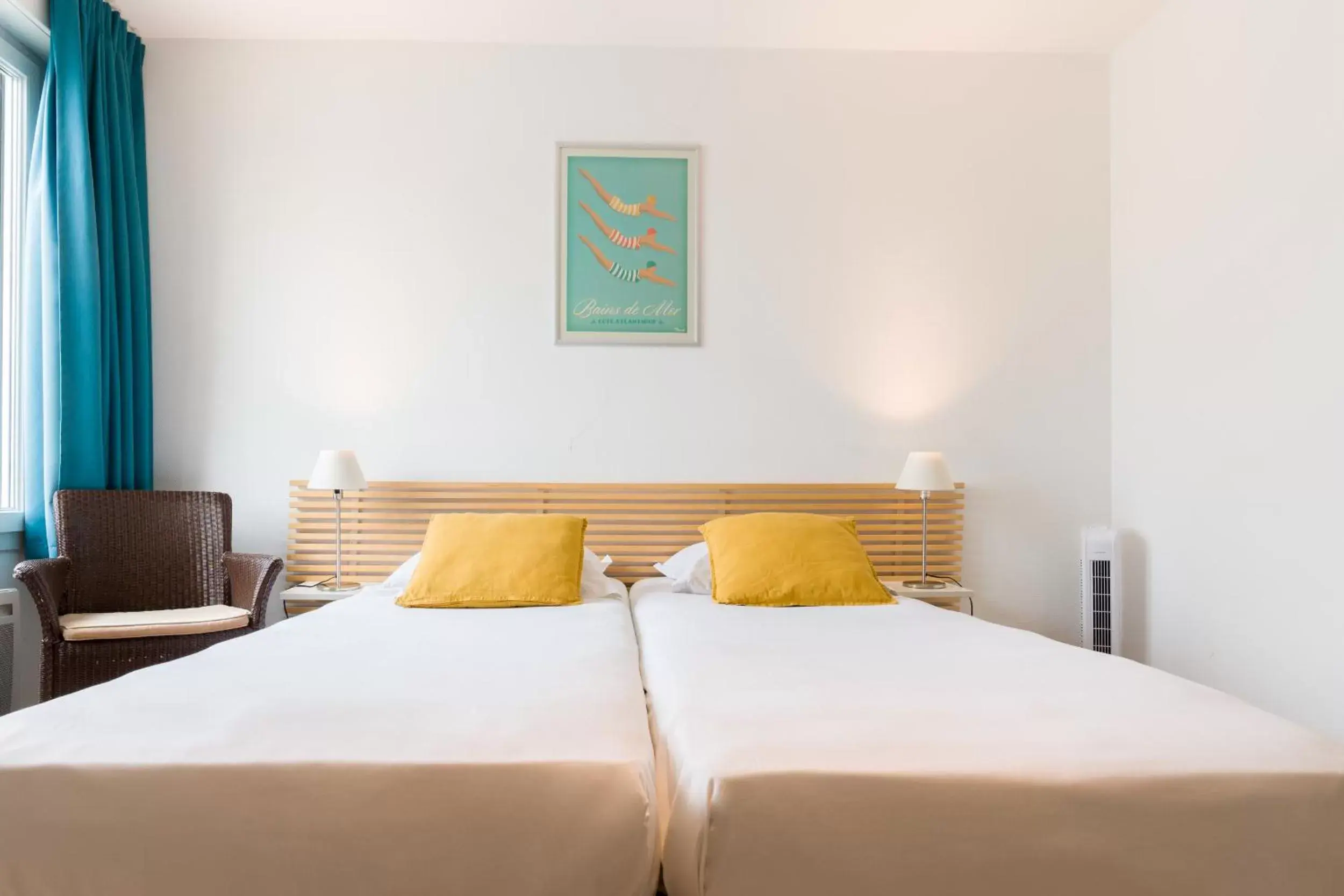 Photo of the whole room, Bed in Appart'hotel Victoria Garden Pau Photo of the whole room, Bed in Appart'hotel Victoria Garden Pau