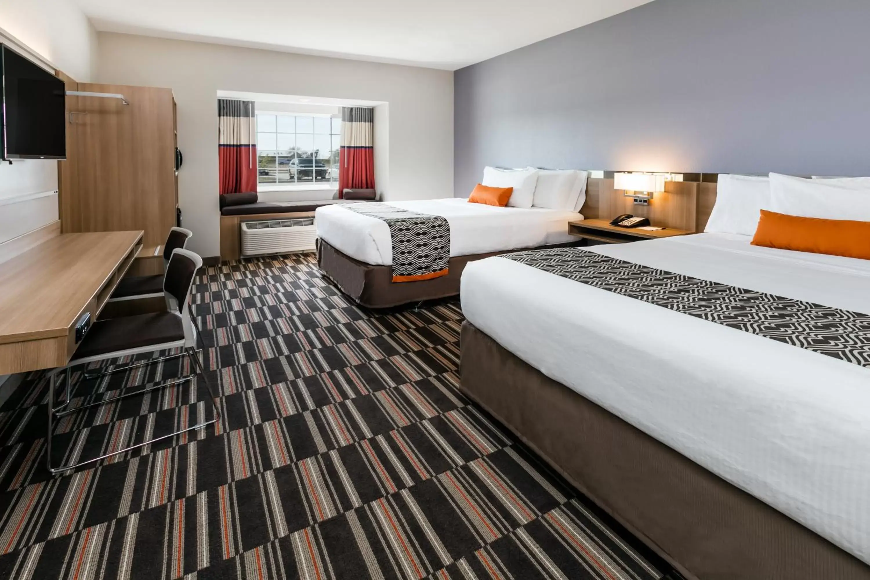 Bed in Microtel Inn and Suites by Wyndham Monahans