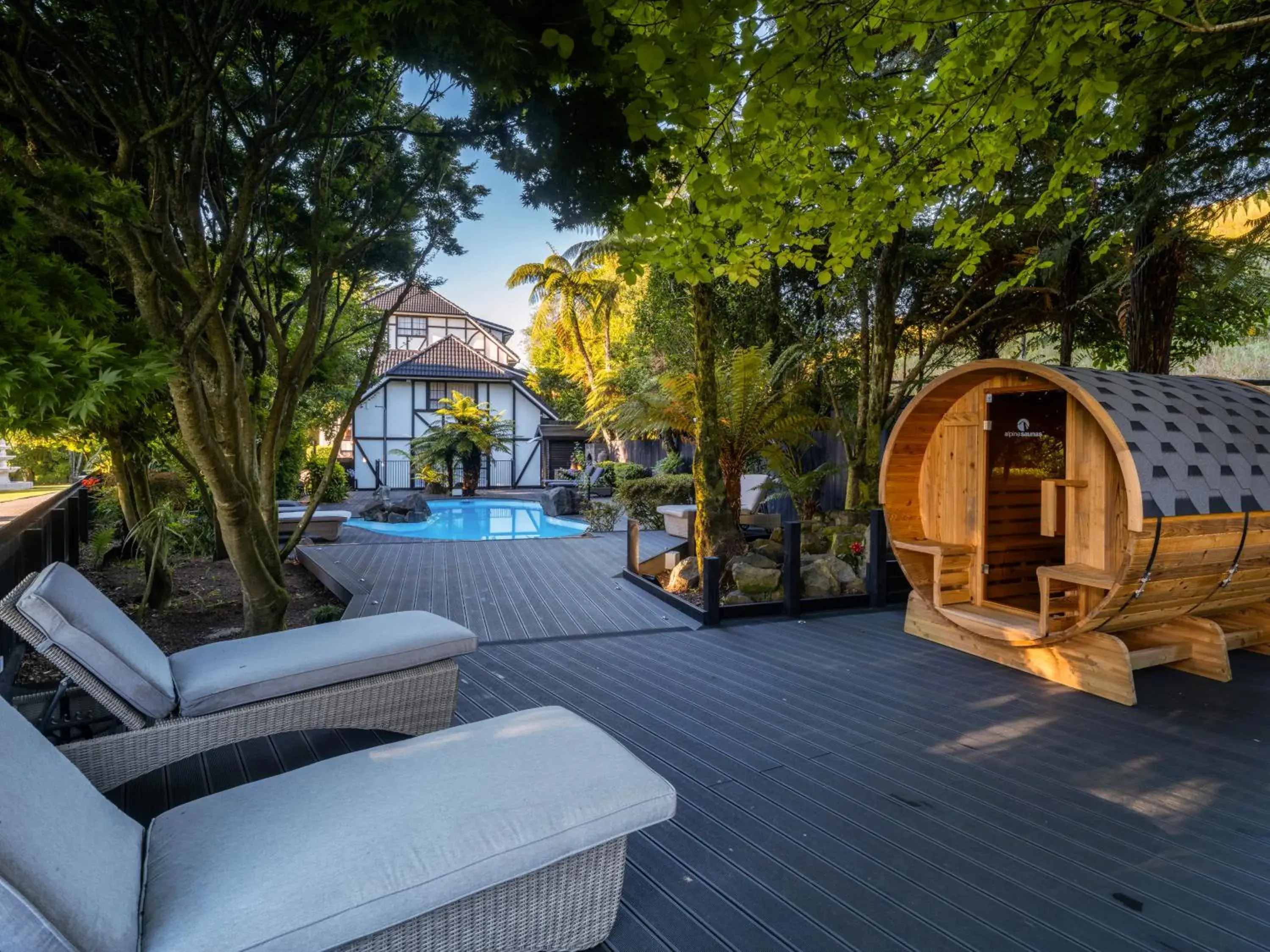 Sauna, Swimming Pool in Hana Lodge