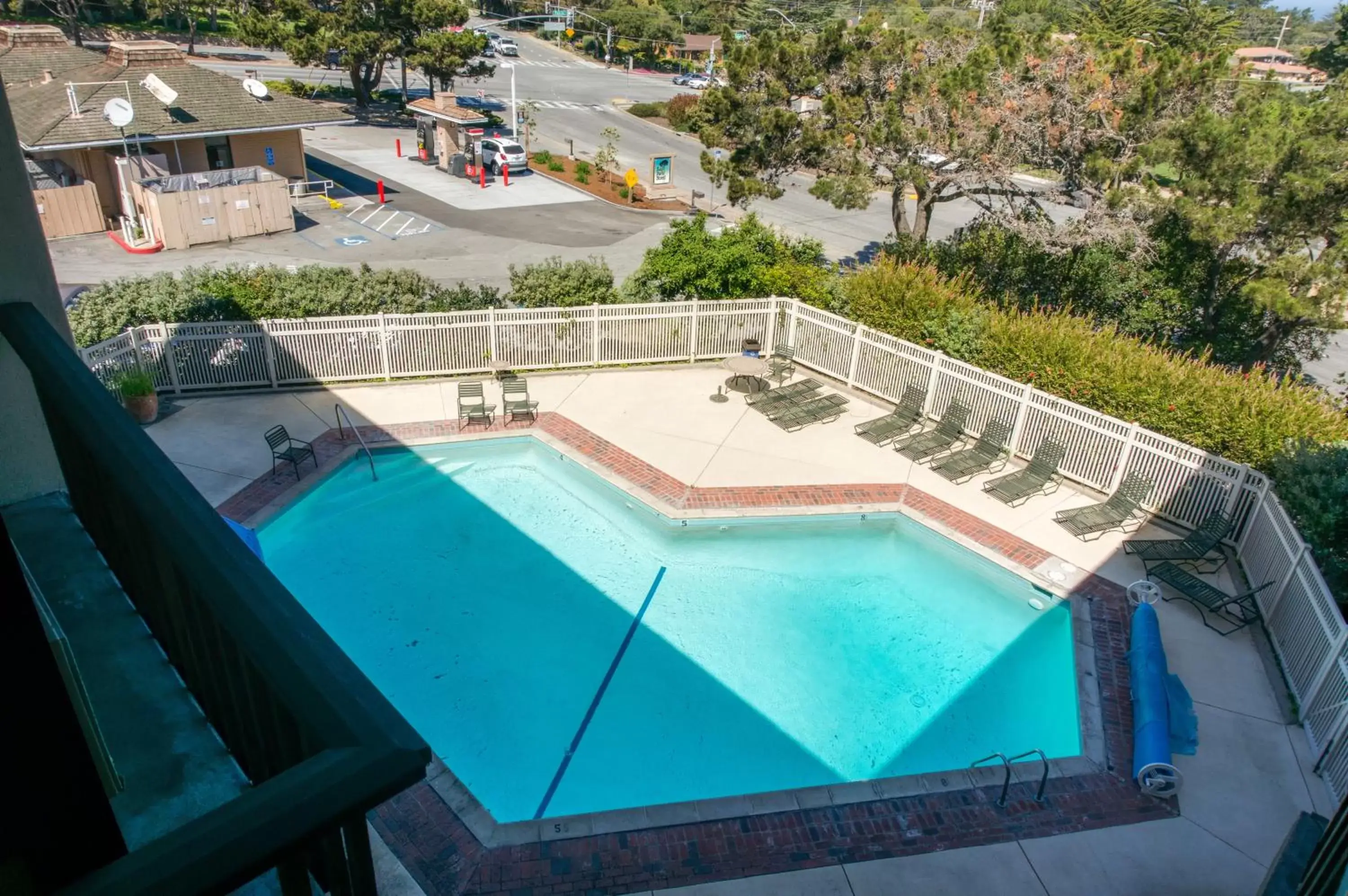 Swimming pool, Pool View in Red Lion Hotel Monterey