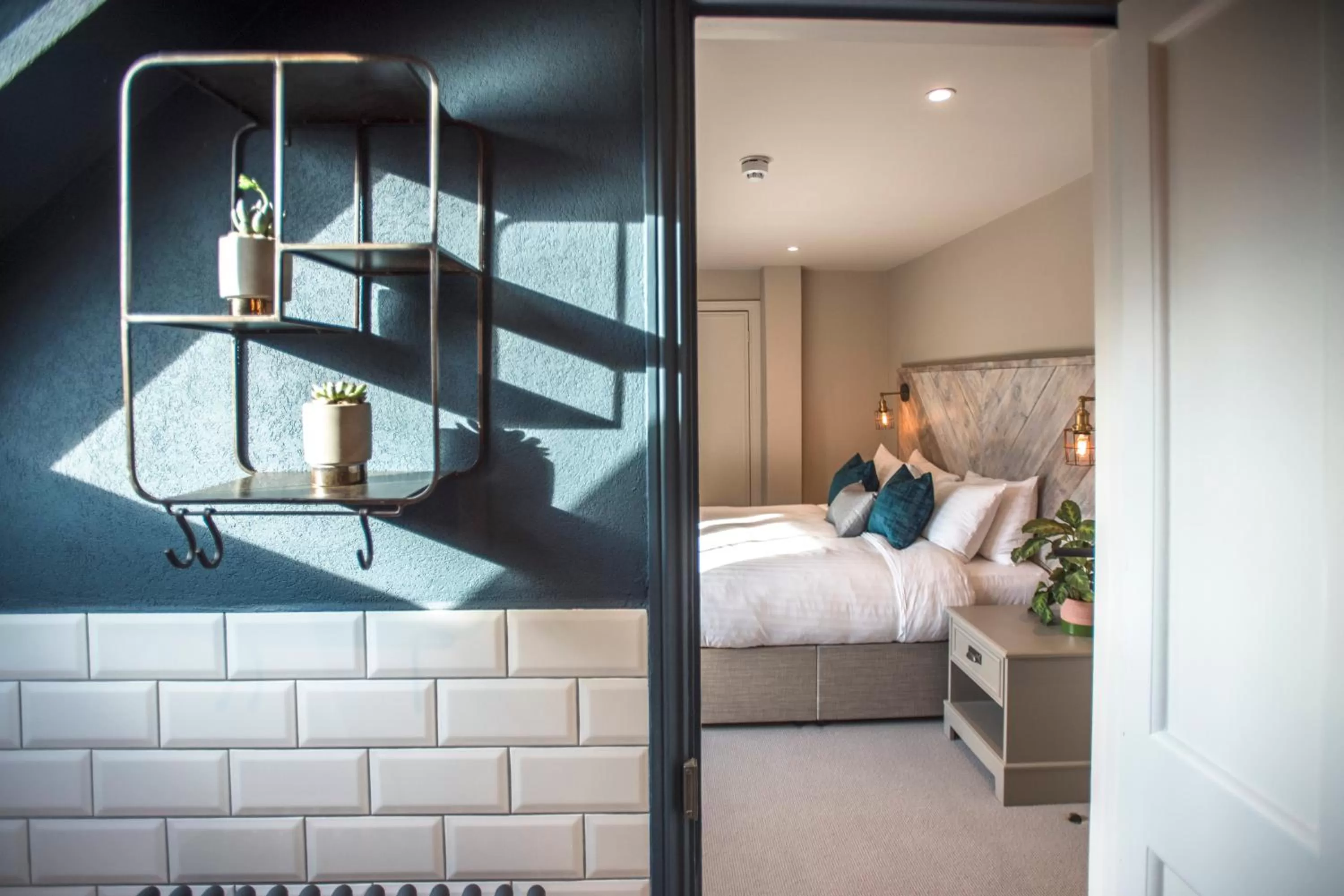 Bedroom, Bed in The Lodge Duxford