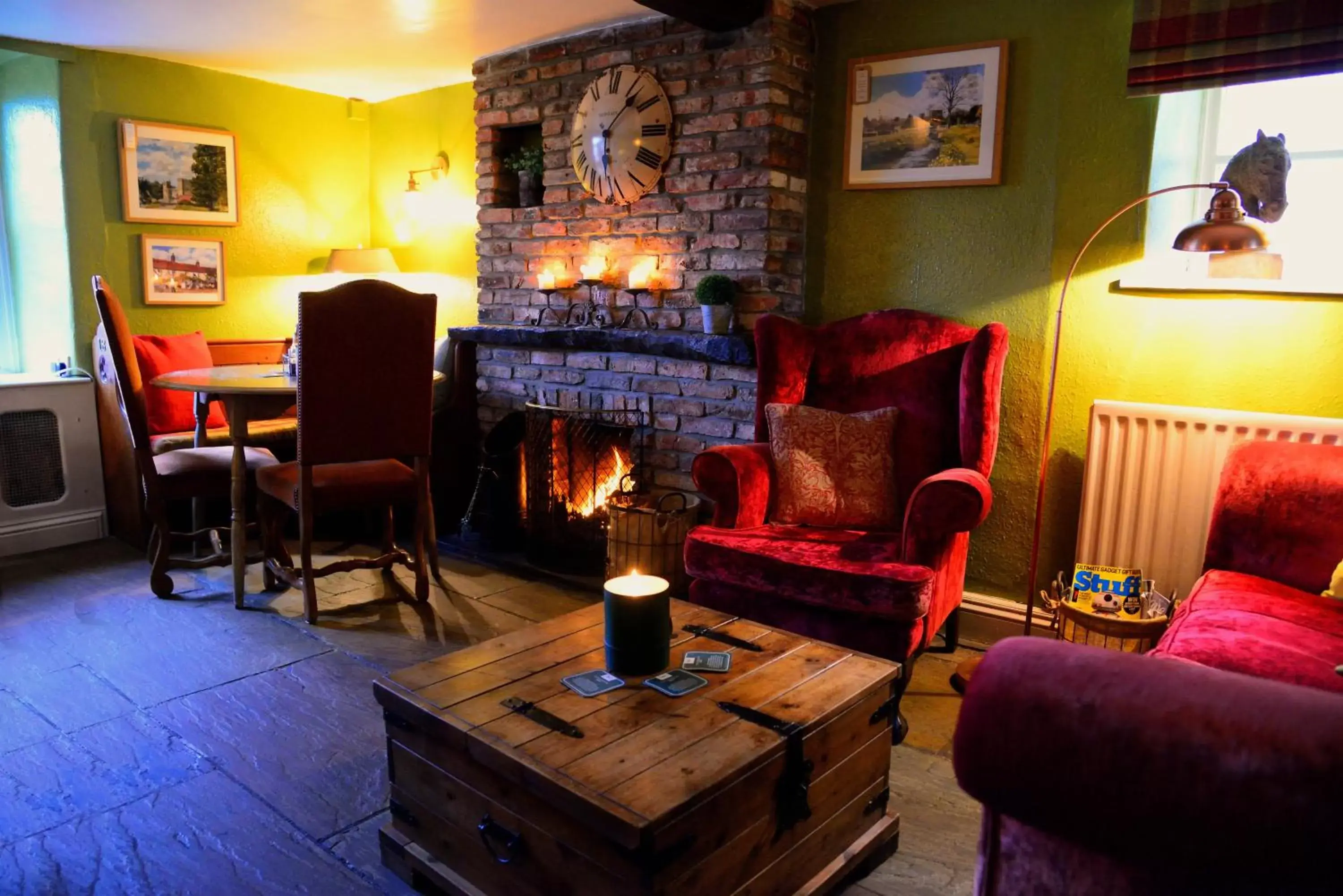 Lounge or bar, Lounge/Bar in The Castle Arms Inn