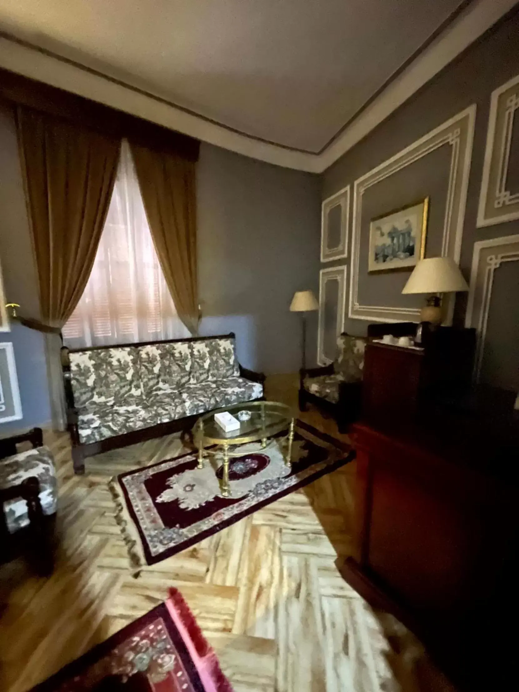 Deluxe Junior Suite - single occupancy in Cosmopolitan hotel Deluxe Junior Suite - single occupancy in Cosmopolitan hotel