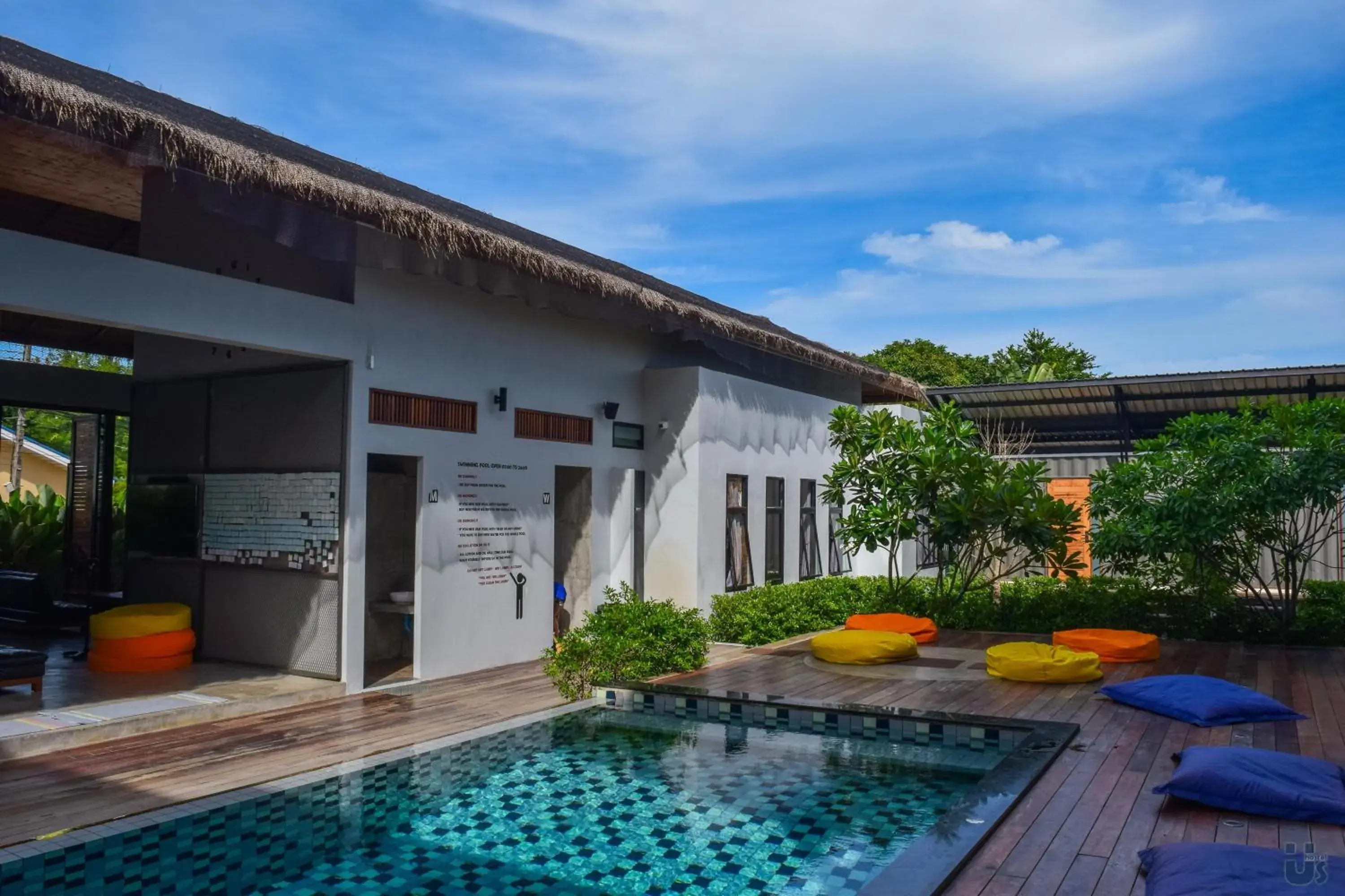 Pool view in Us Hostel Samui Pool view in Us Hostel Samui