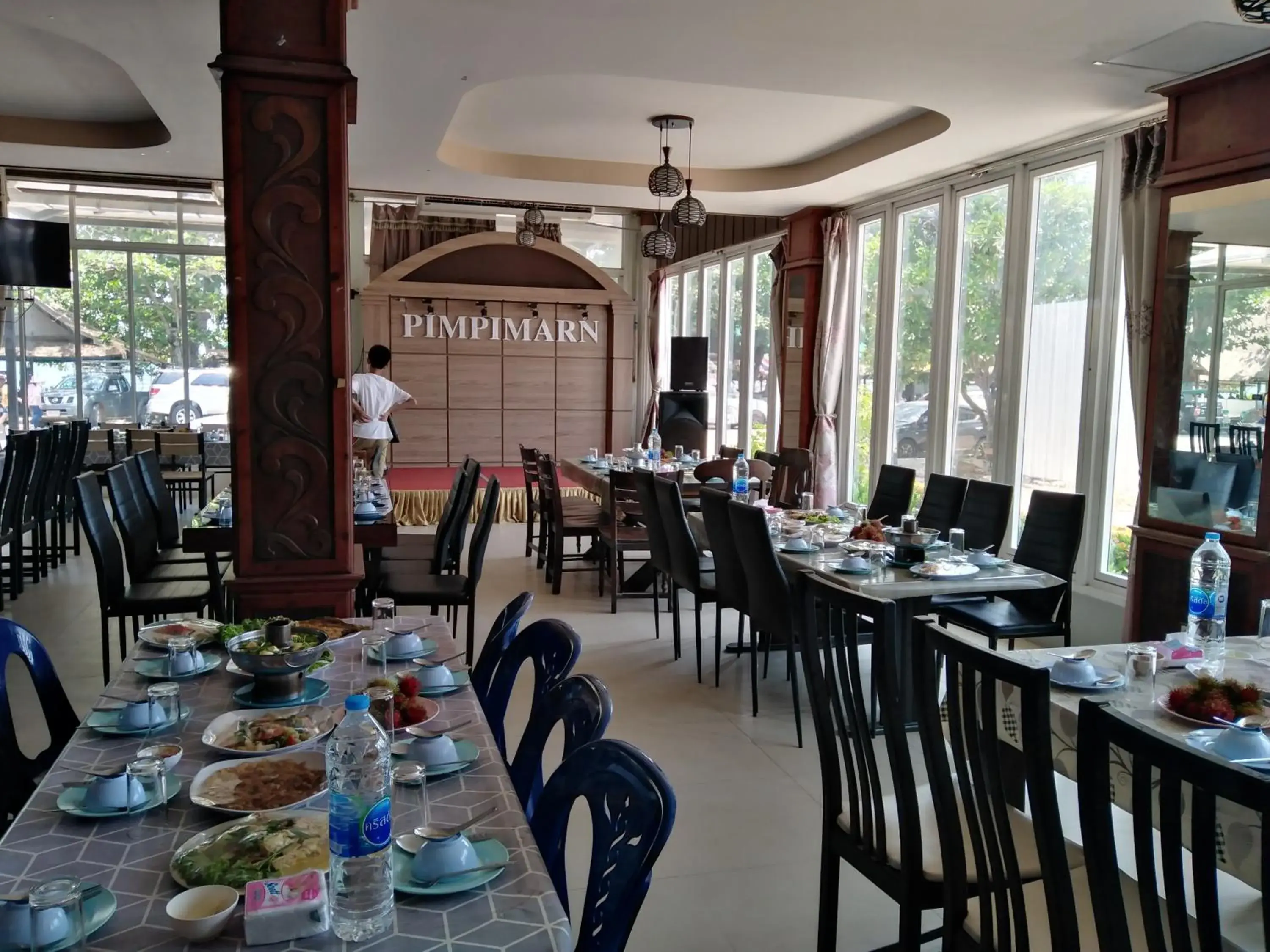 Restaurant/Places to Eat in Pimpimarn Beach Hotel