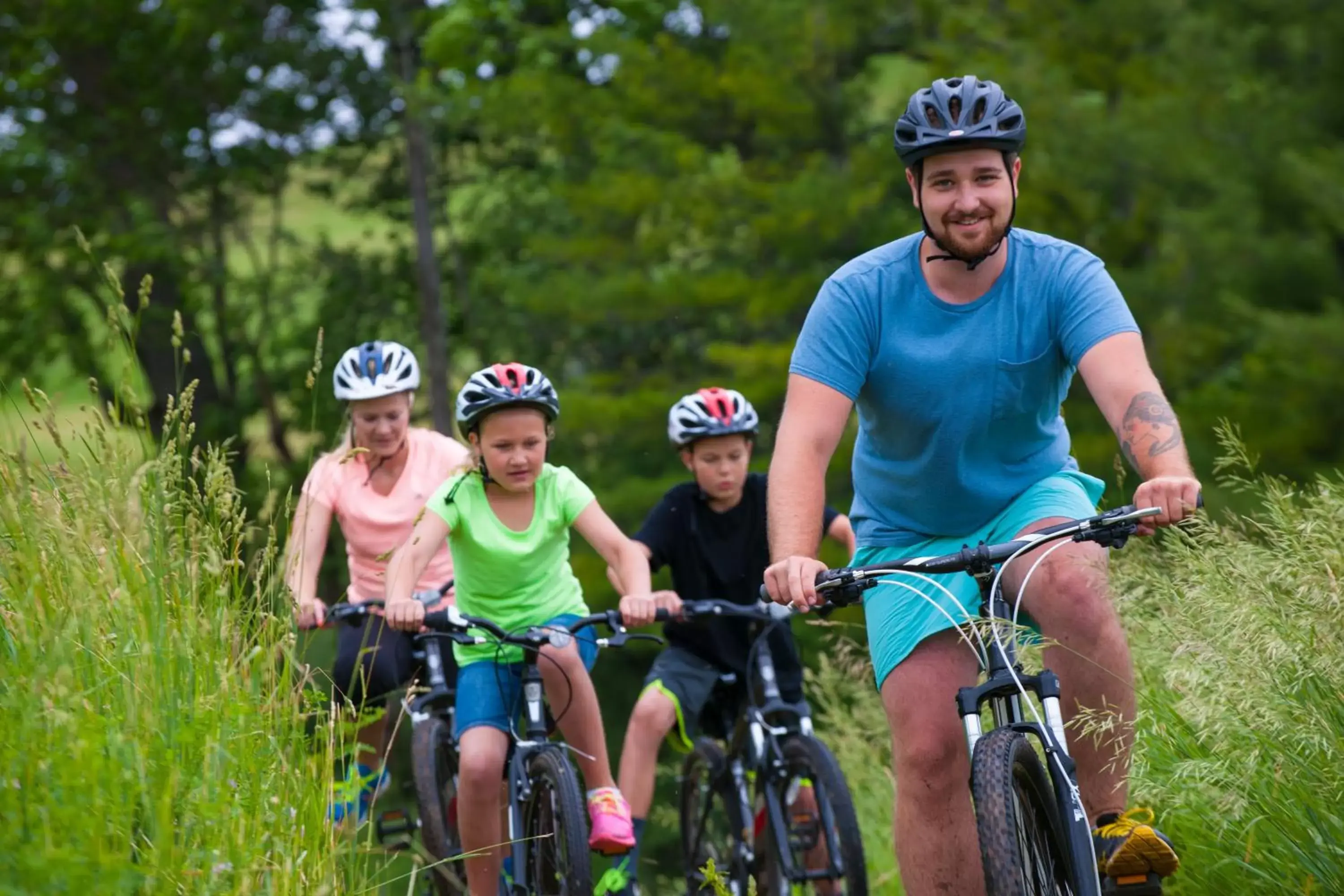 Cycling, Biking in Timber Ridge Lodge and Waterpark