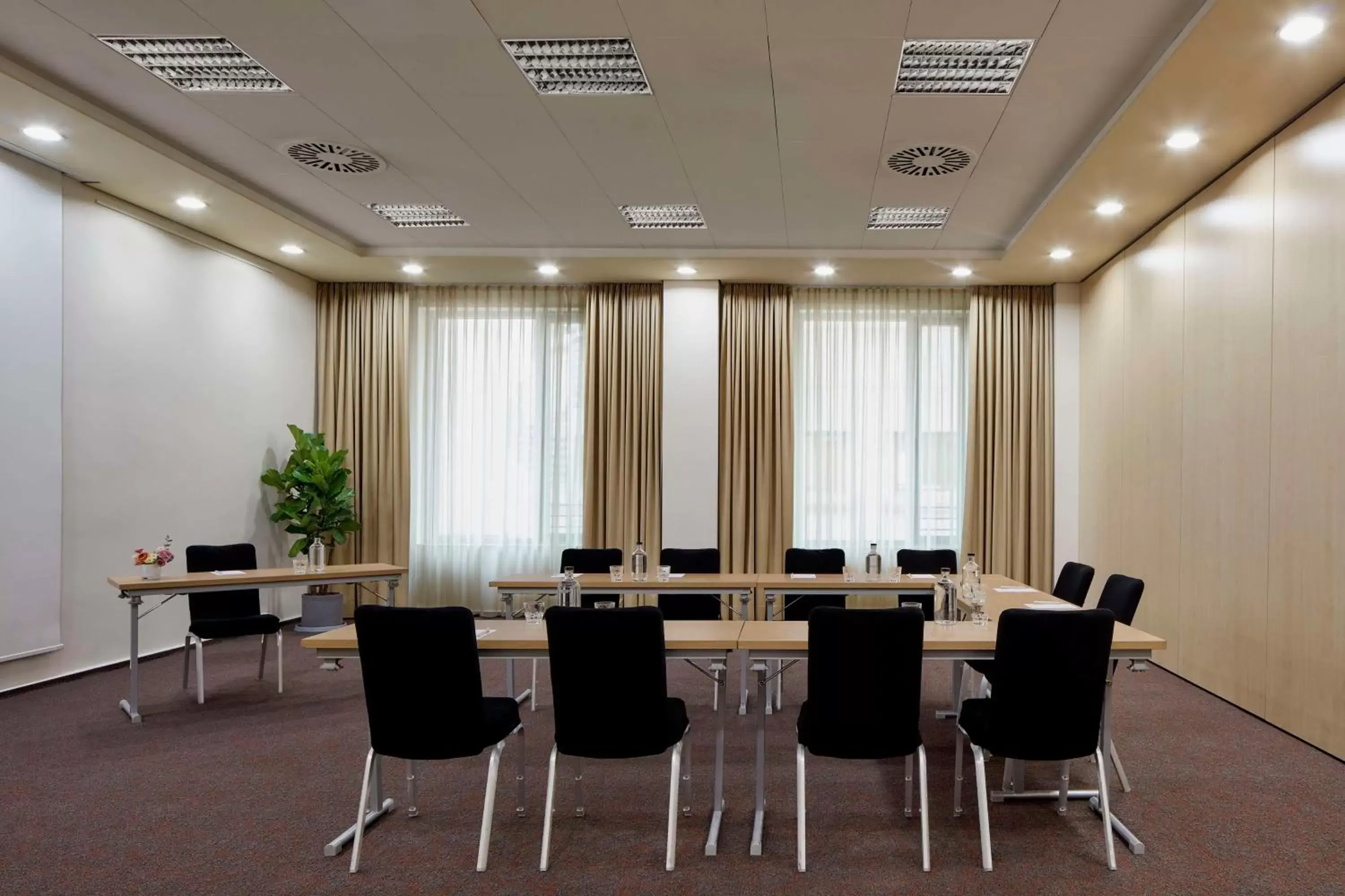 Meeting/conference room in NH Collection Frankfurt City