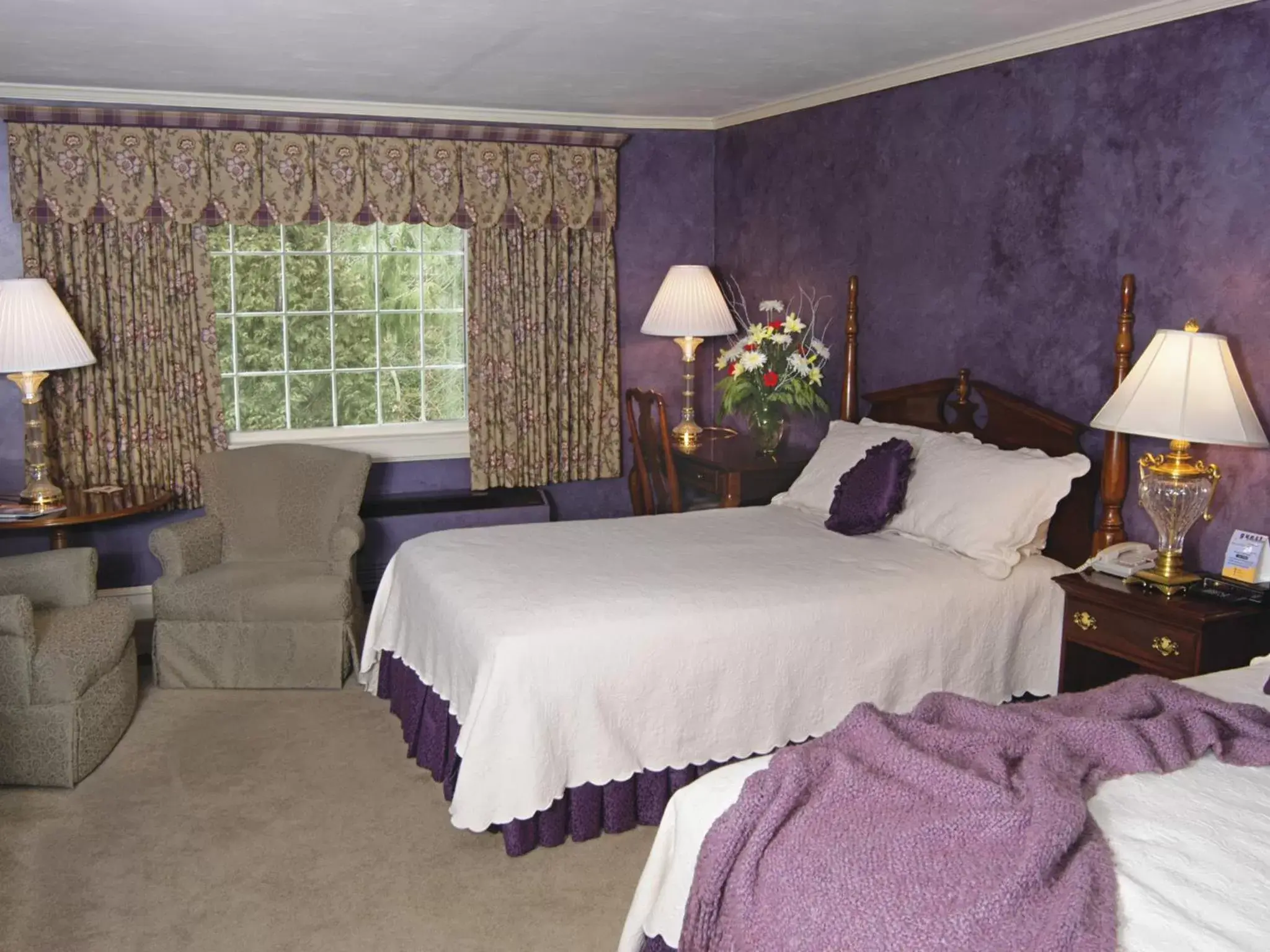 Day, Bed in Dan'l Webster Inn and Spa