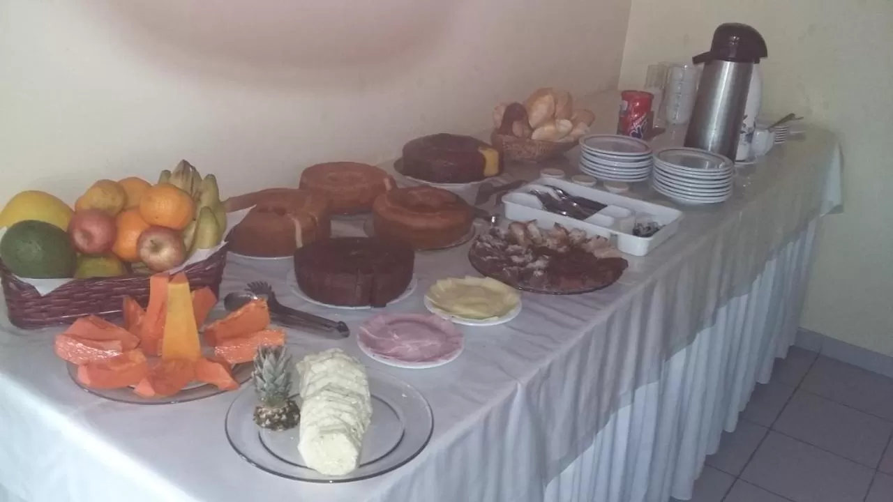 Breakfast in Pousada Solar das Flores