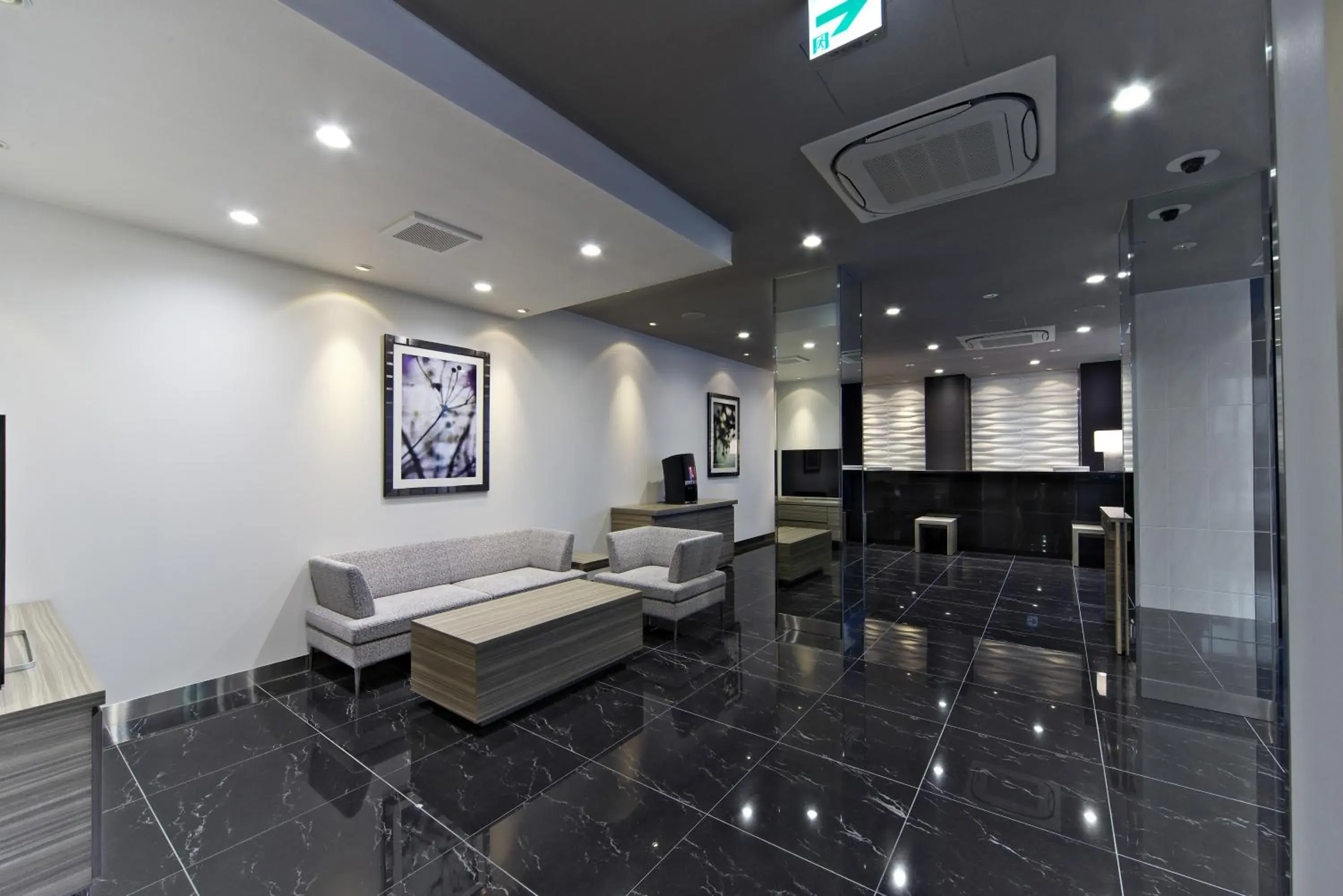 Lobby or reception in Shizutetsu Hotel Prezio Numazu Lobby or reception in Shizutetsu Hotel Prezio Numazu