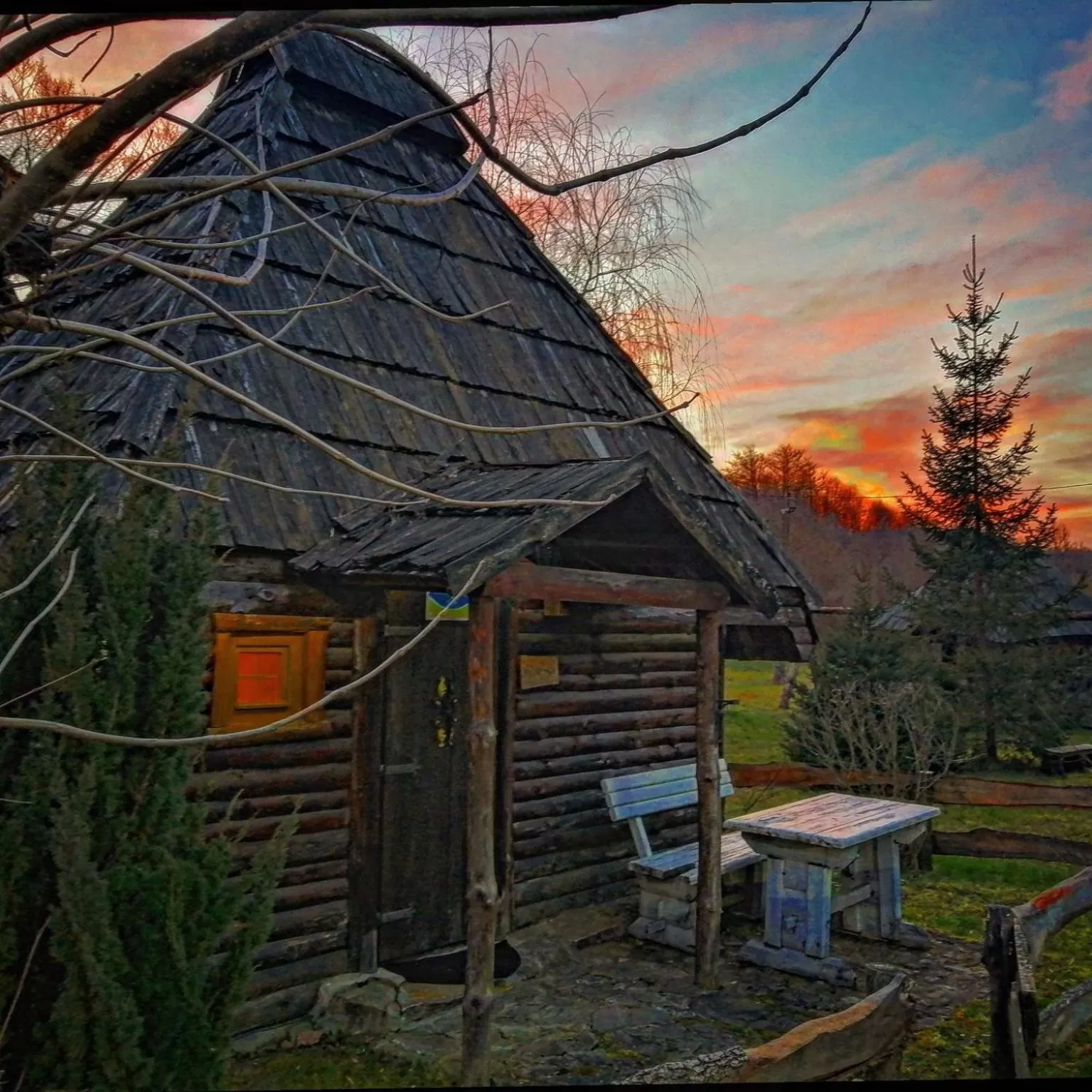 Kraljevsko selo Kotromanićevo