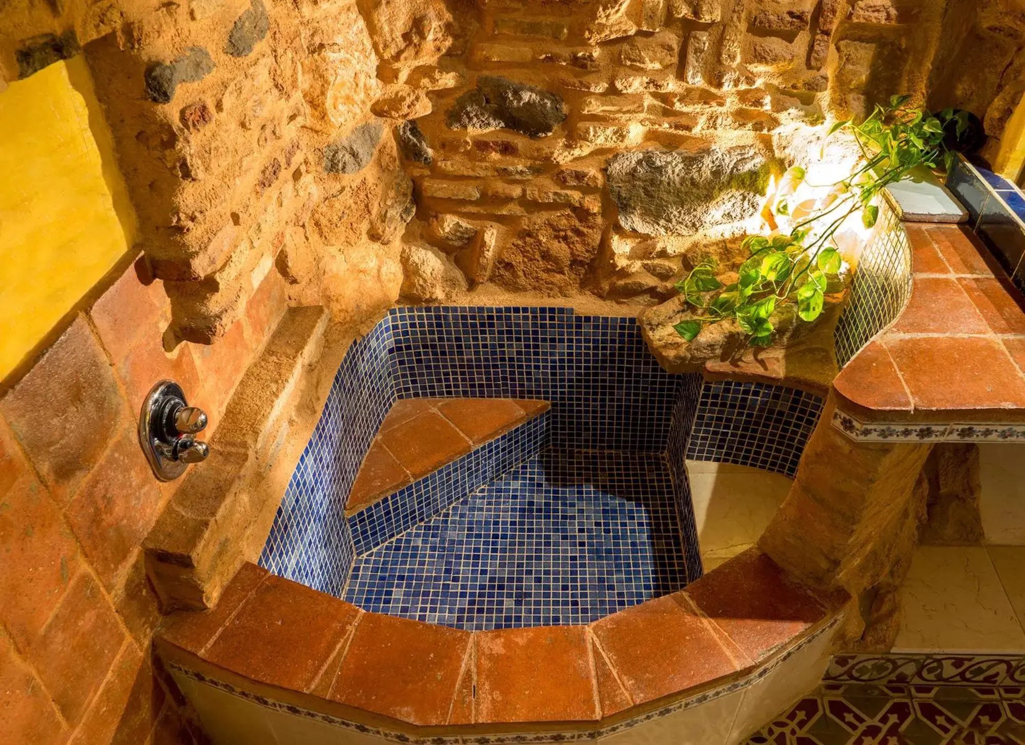 Bath in Hotel Spa La Casa del Rector Almagro