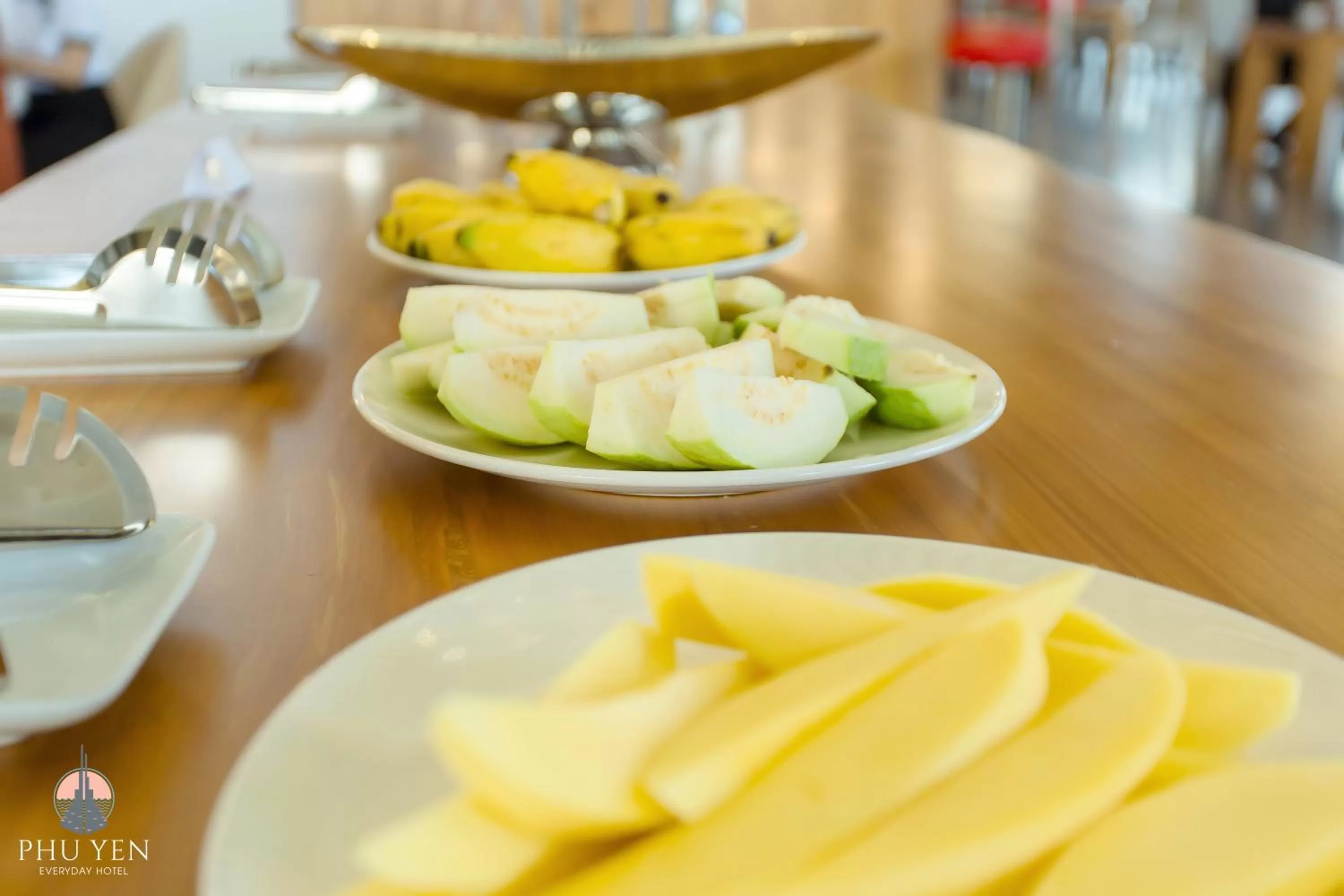 Restaurant/places to eat in PHÚ YÊN EVERYDAY HOTEL