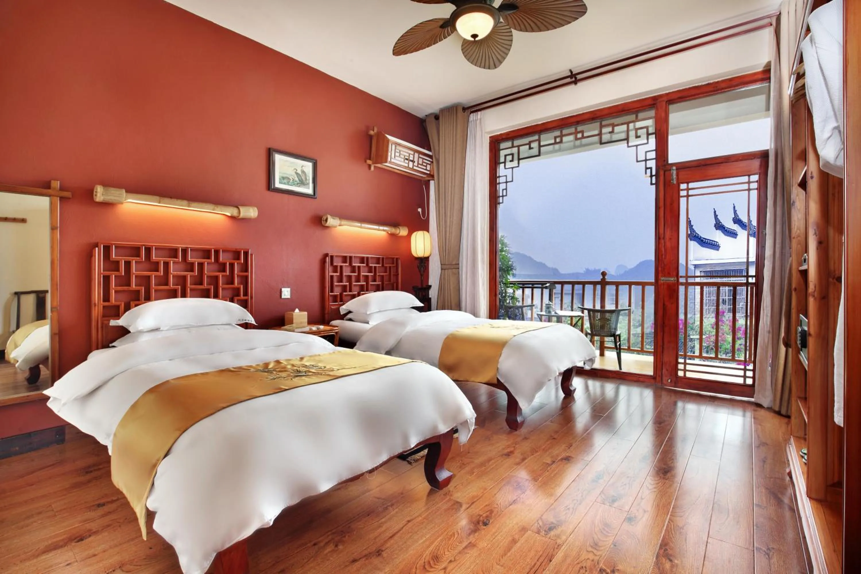 Bed in Yangshuo Village Inn Boutique Hotel