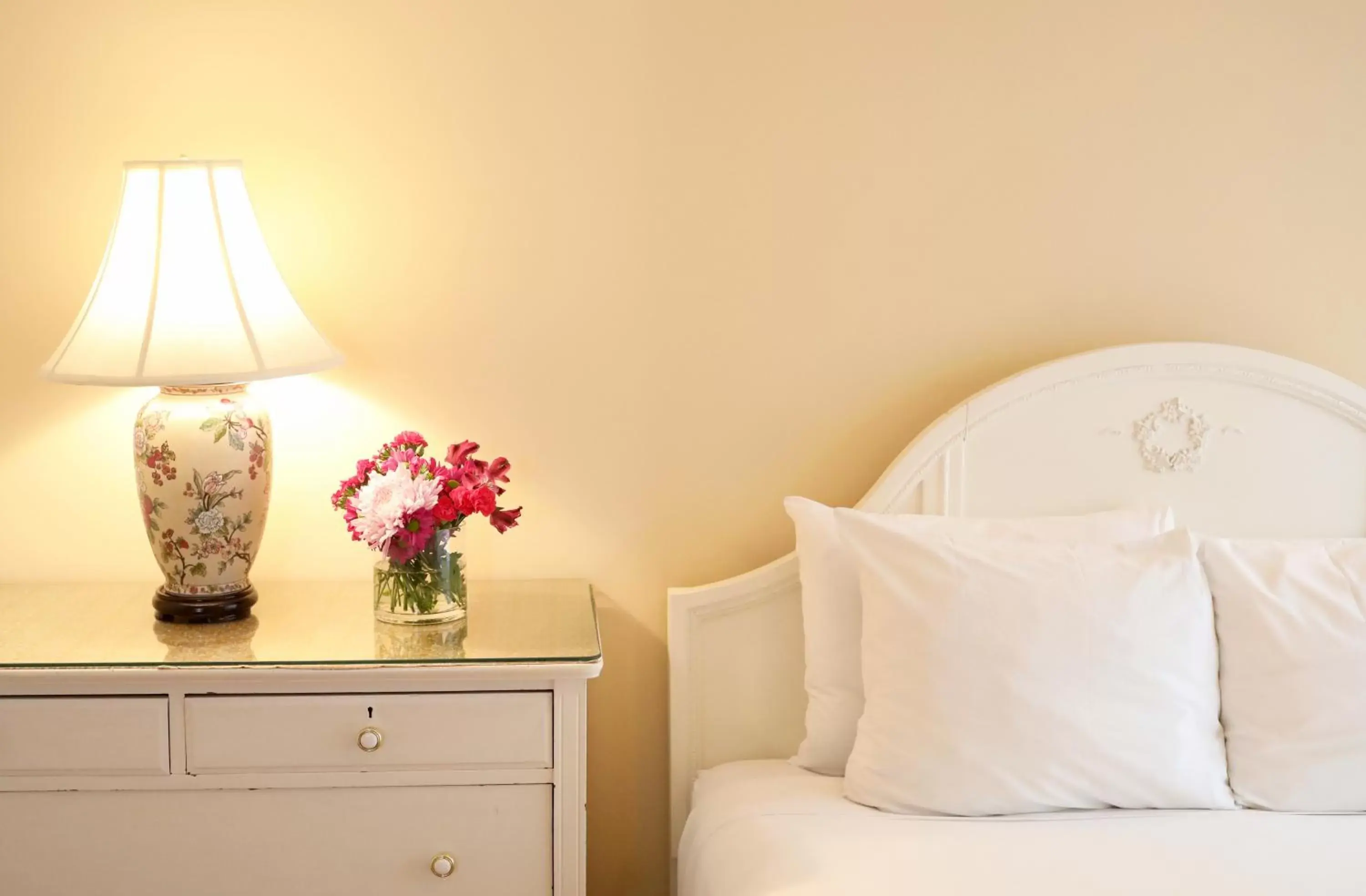 Bedroom in The Kennebunk Inn