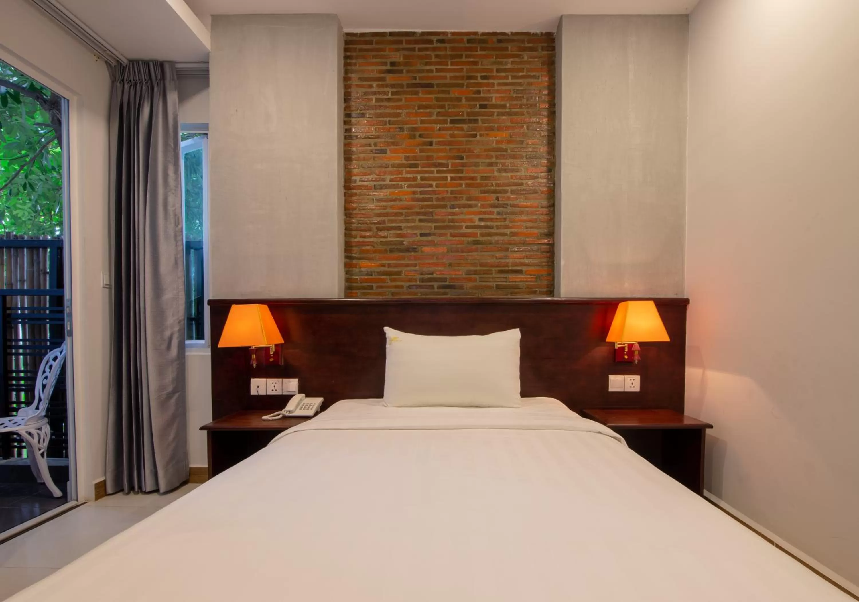 Bedroom, Bed in Sovanna Hotel