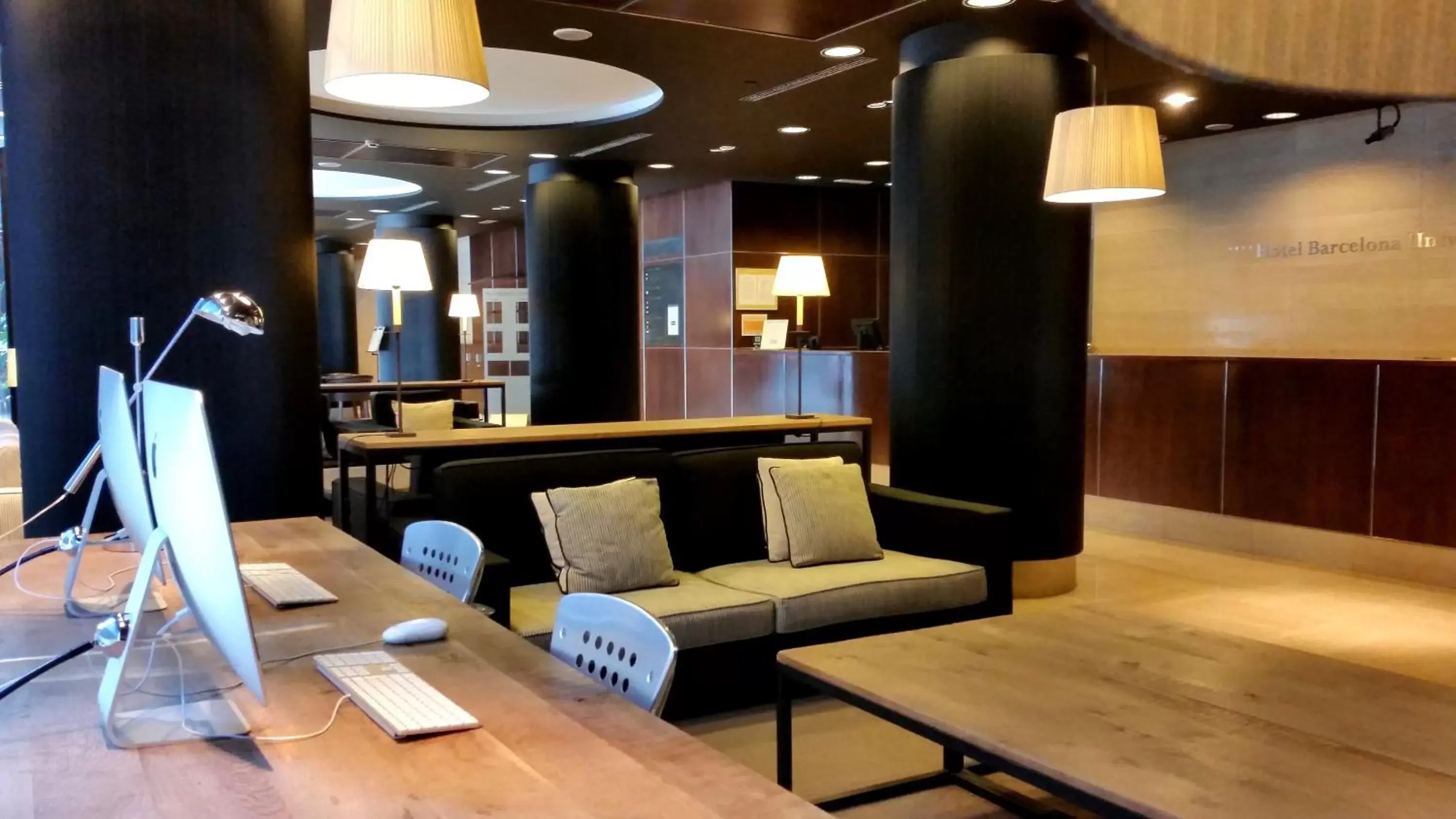 Lobby or reception in Hotel Barcelona Universal Lobby or reception in Hotel Barcelona Universal