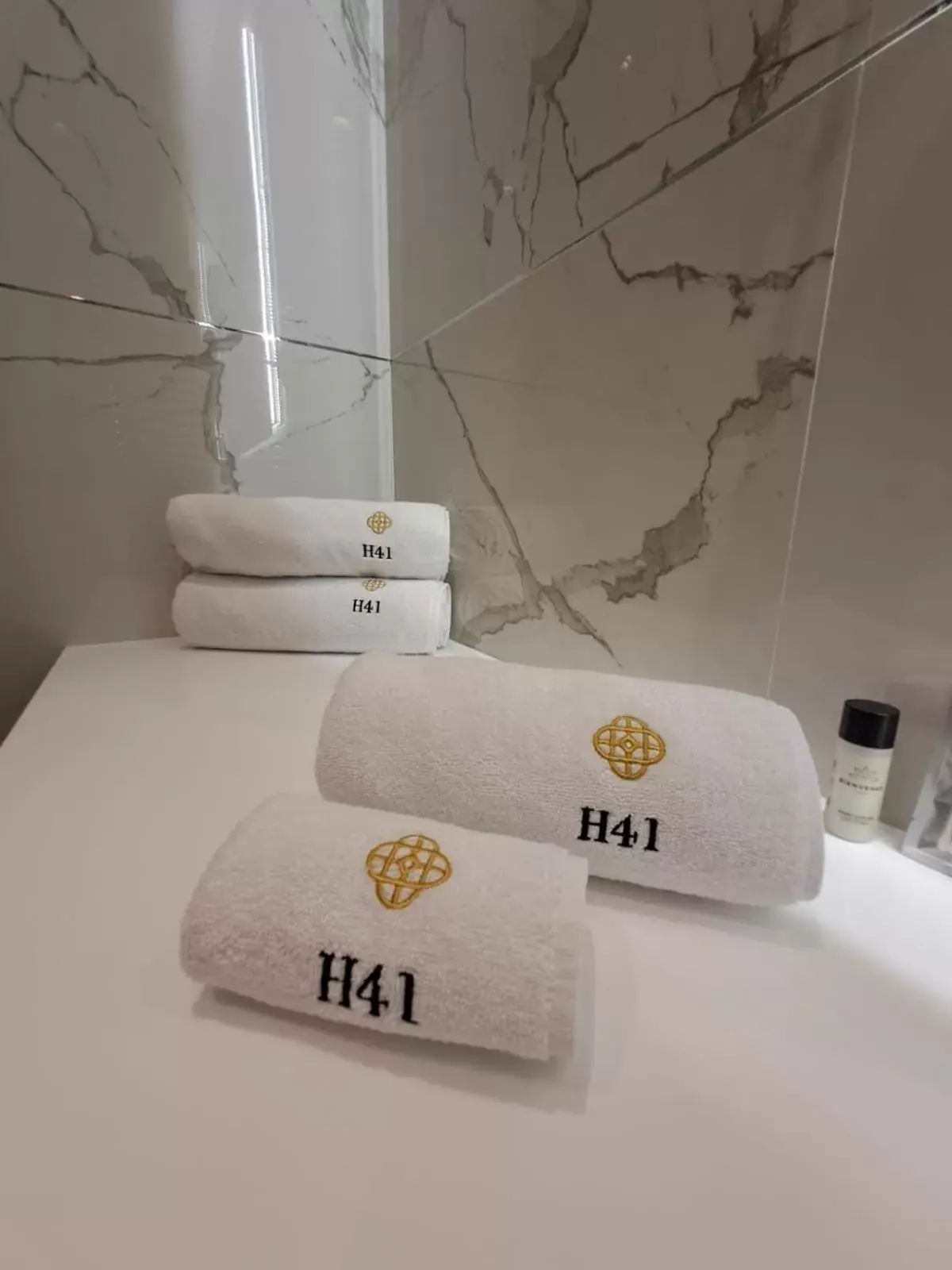 Bathroom in H41 Luxury Suites