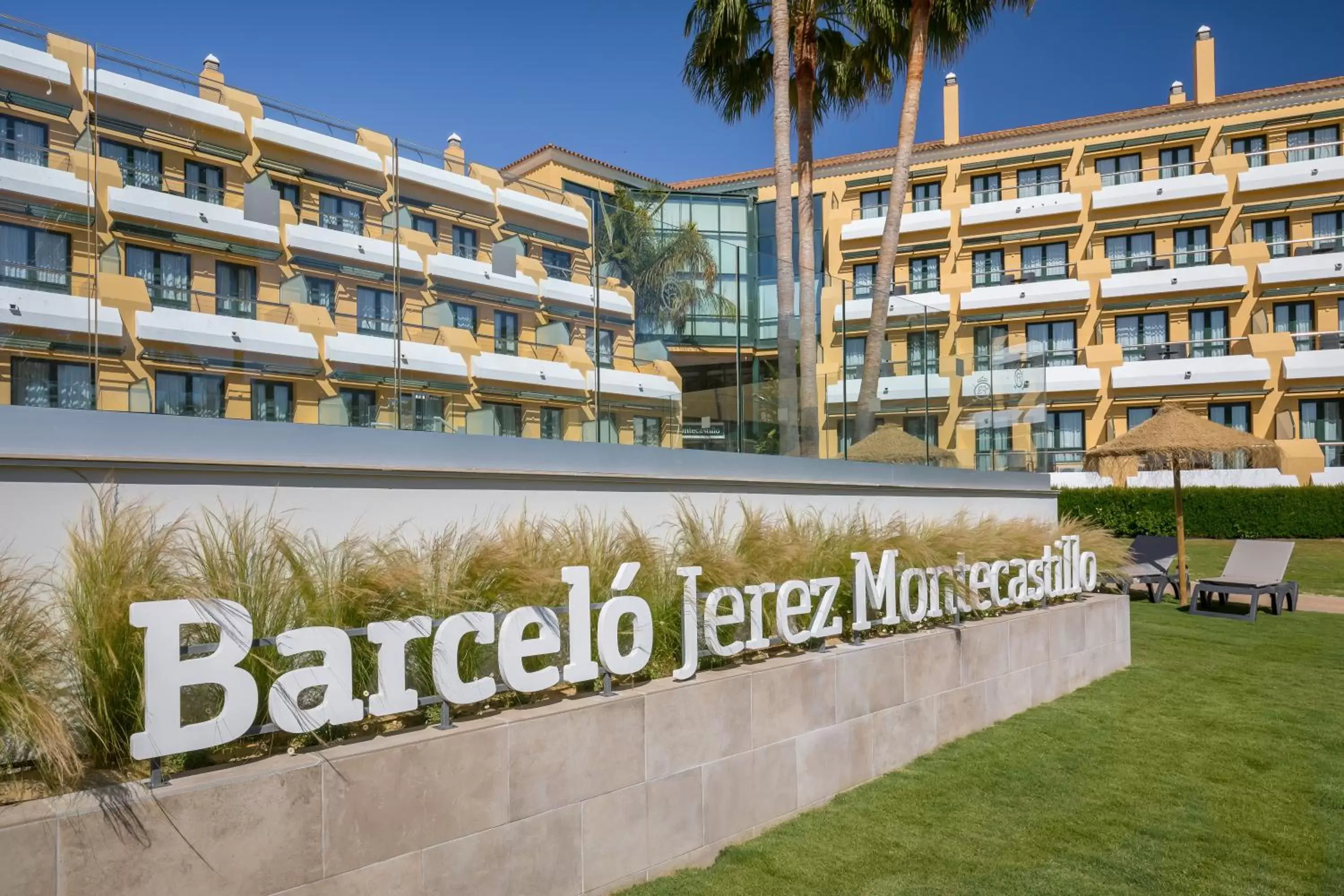 Garden, Property Building in Barceló Jerez Montecastillo & Convention Center