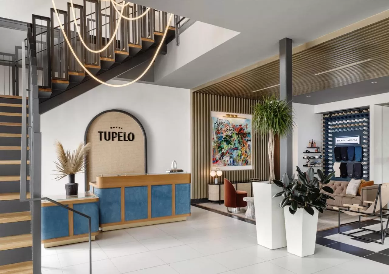 Lobby or reception in Hotel Tupelo, a Wyndham Hotel