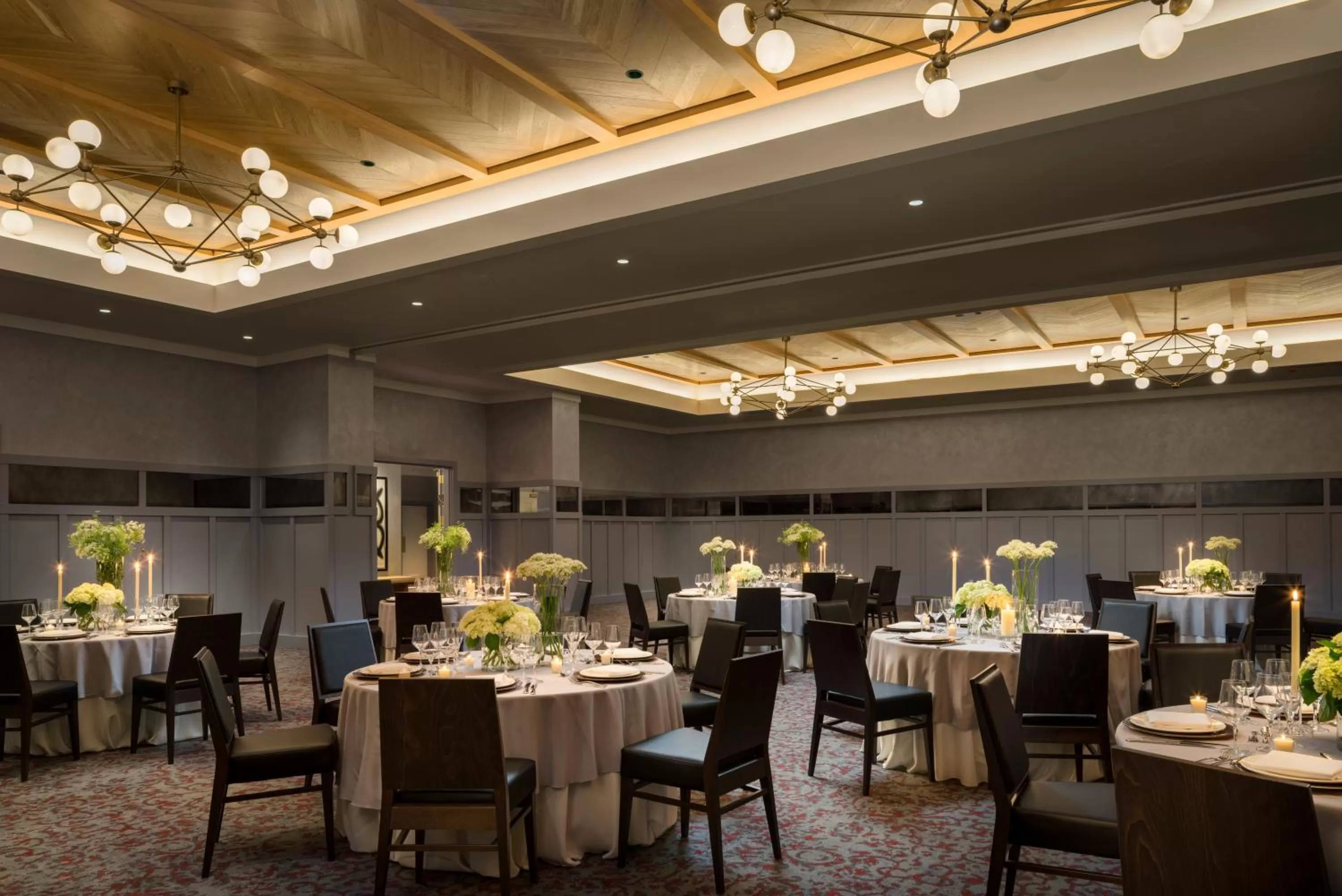 Meeting/conference room in Kimpton Journeyman Hotel by IHG