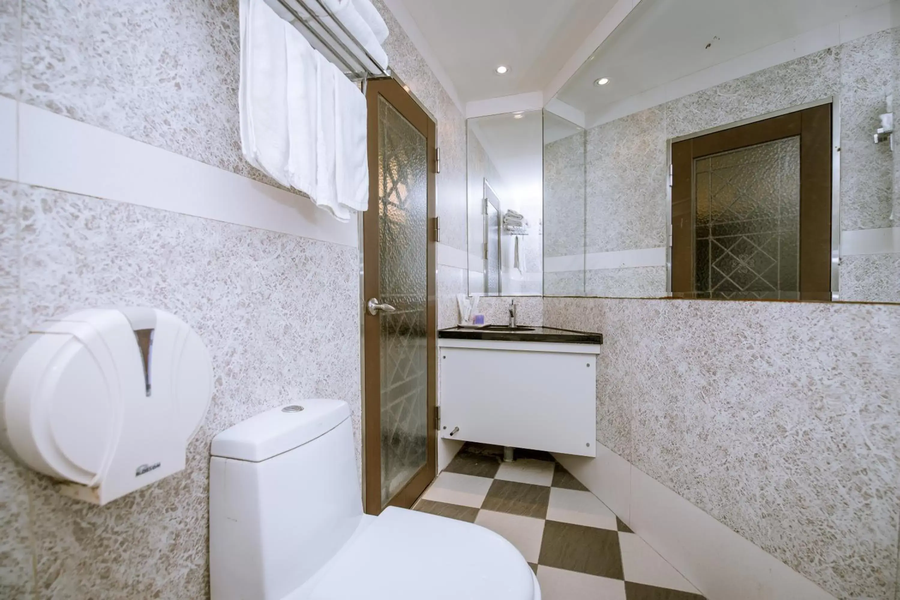 Bathroom in Guide Hotel Taipei Xinyi