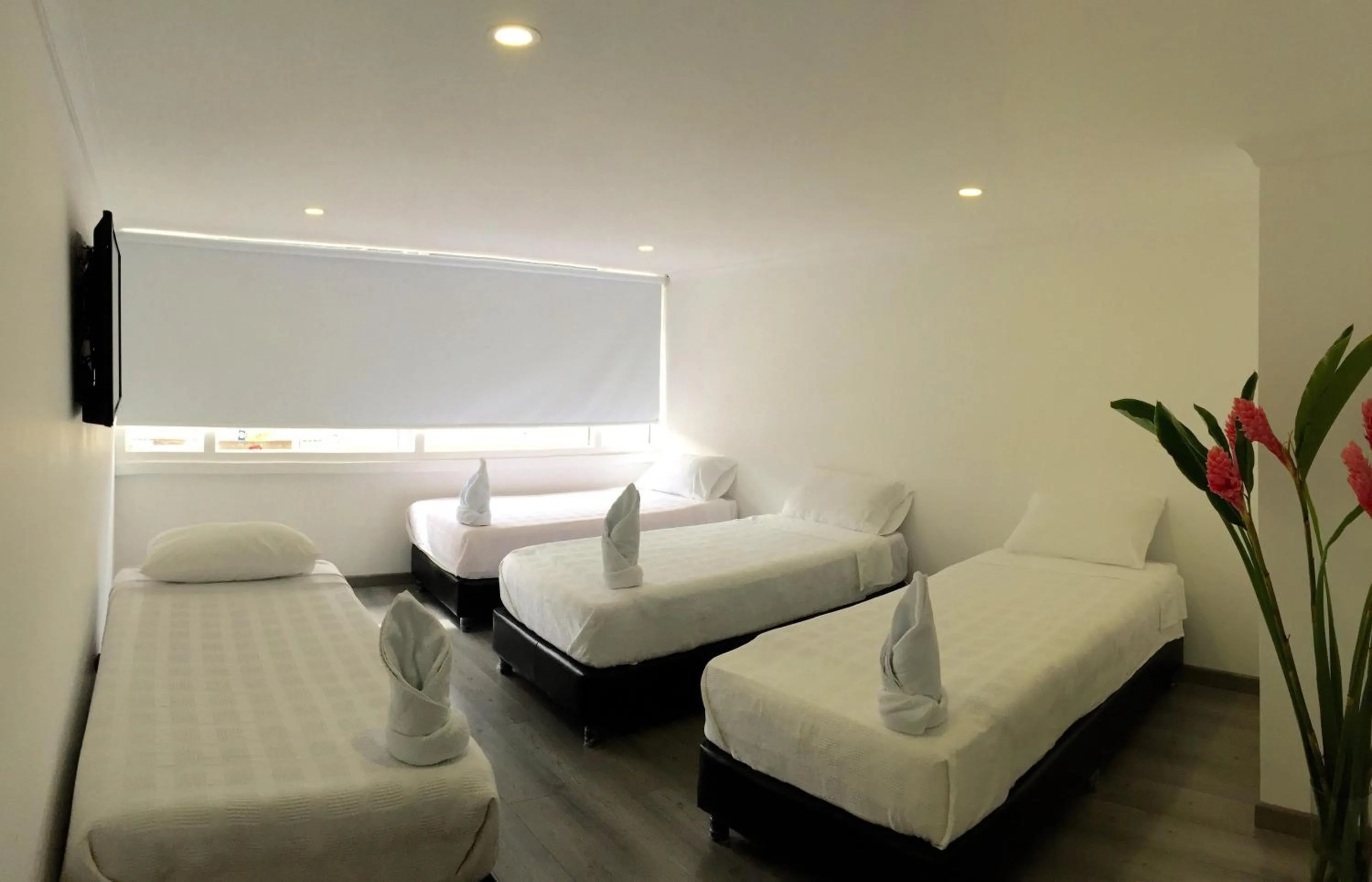 Photo of the whole room, Bed in Hotel Metro 26