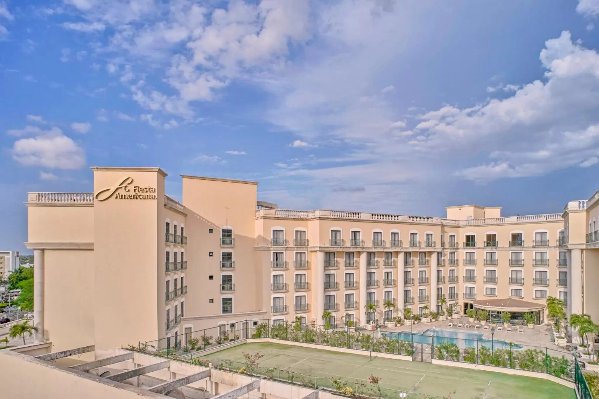 Property building in Fiesta Americana Merida